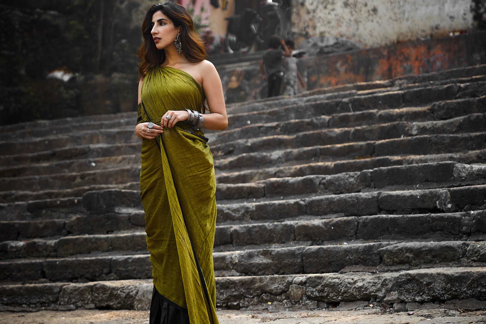 Indian Bollywood Green Dress 1920x1280