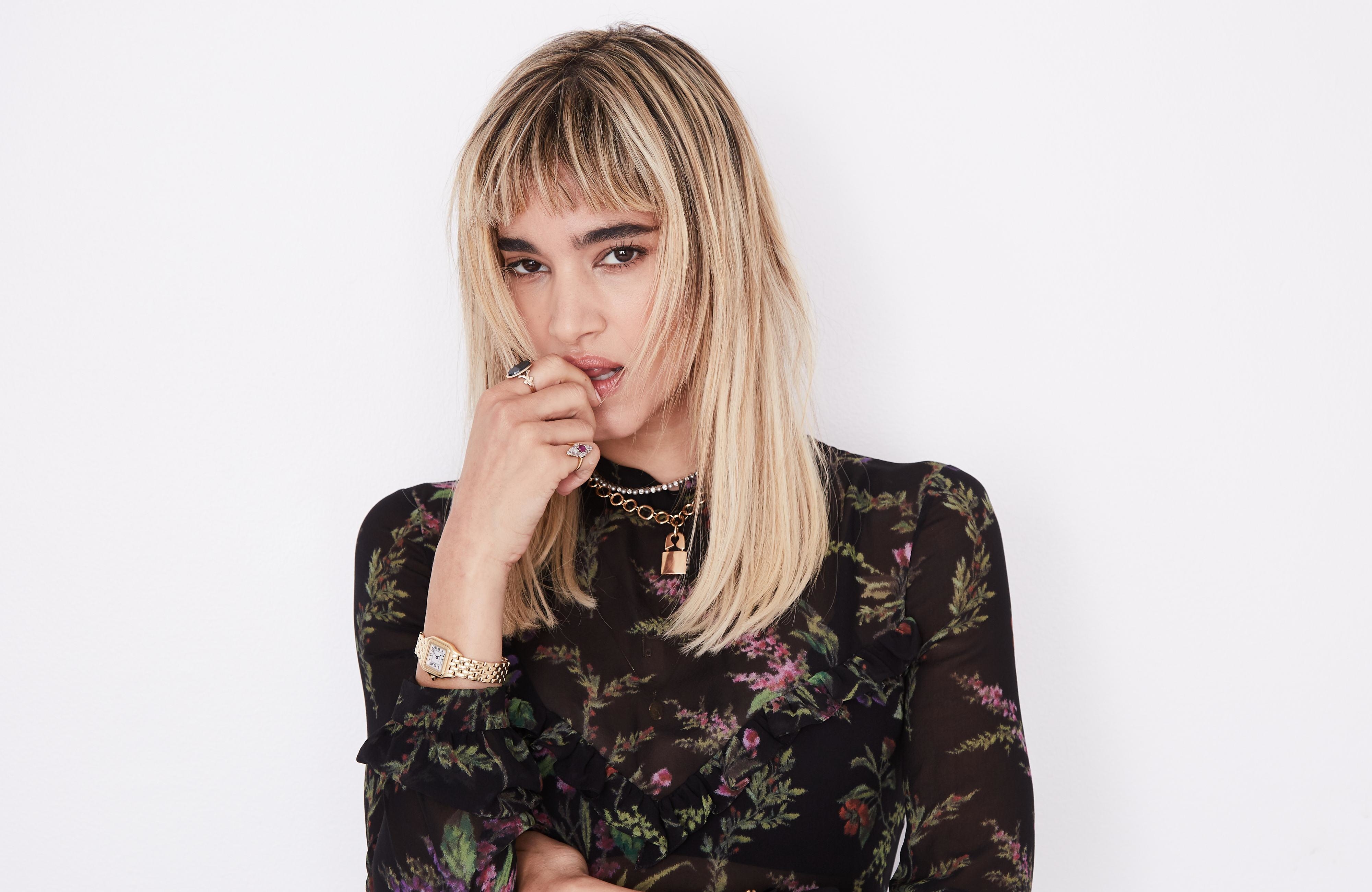 Sofia Boutella Actress French Blonde Dyed Hair Pink Lipstick Algerian Women Necklace Rings Watch Wom 4000x2600