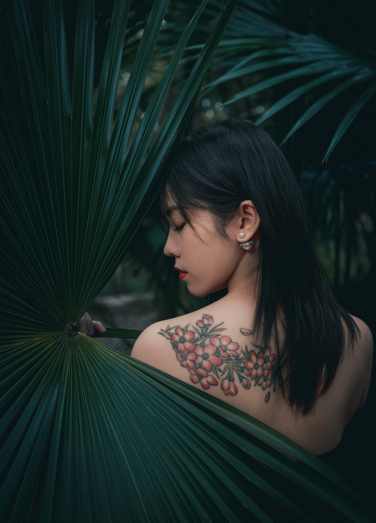Qin Xiaoqiang Women Dark Hair Bare Shoulders Makeup Asian Strapless Dress Leaves Plants Tattoo Natur 1474x2048