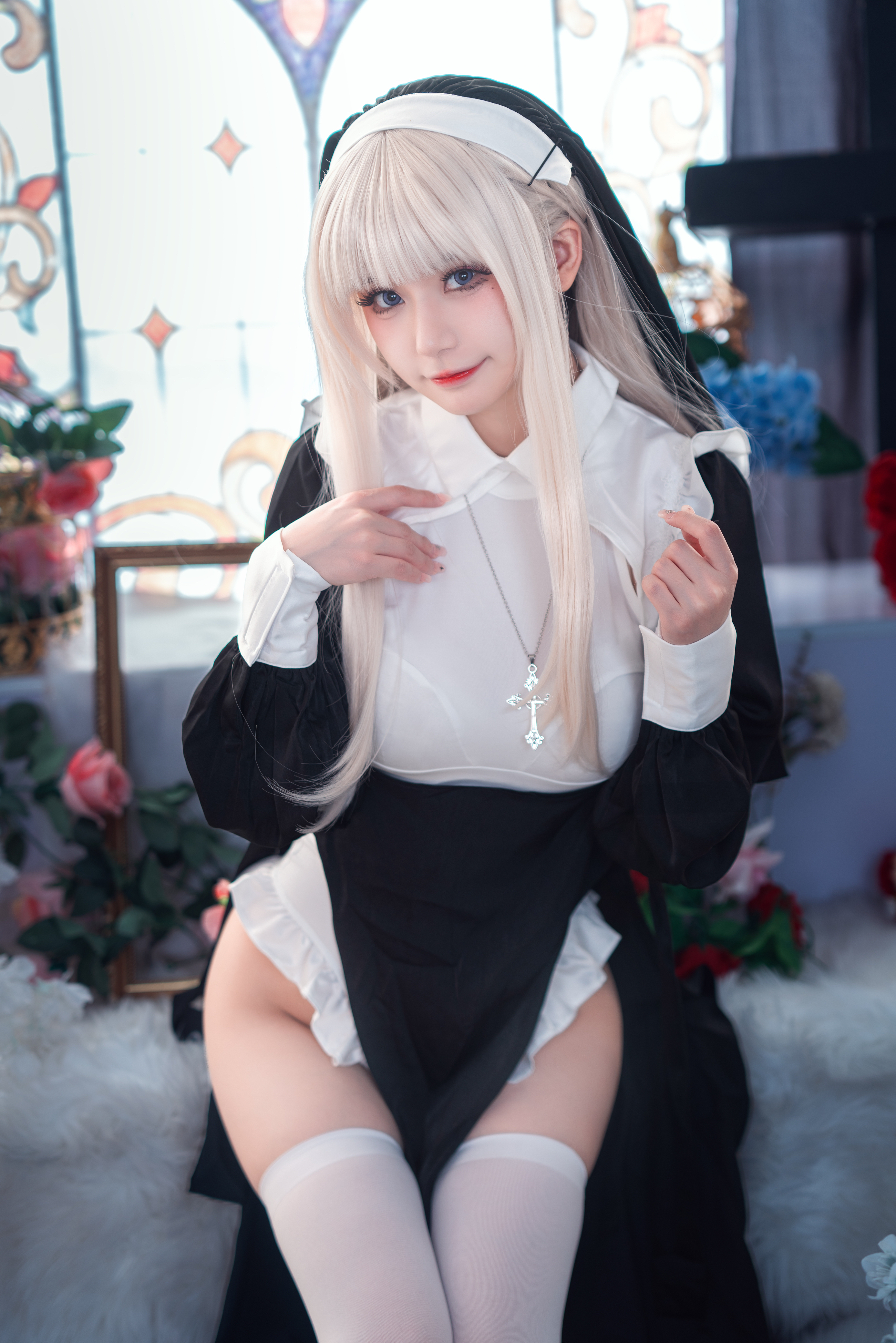 MaoDaRen White Hair Nun Outfit Asian 2775x4160