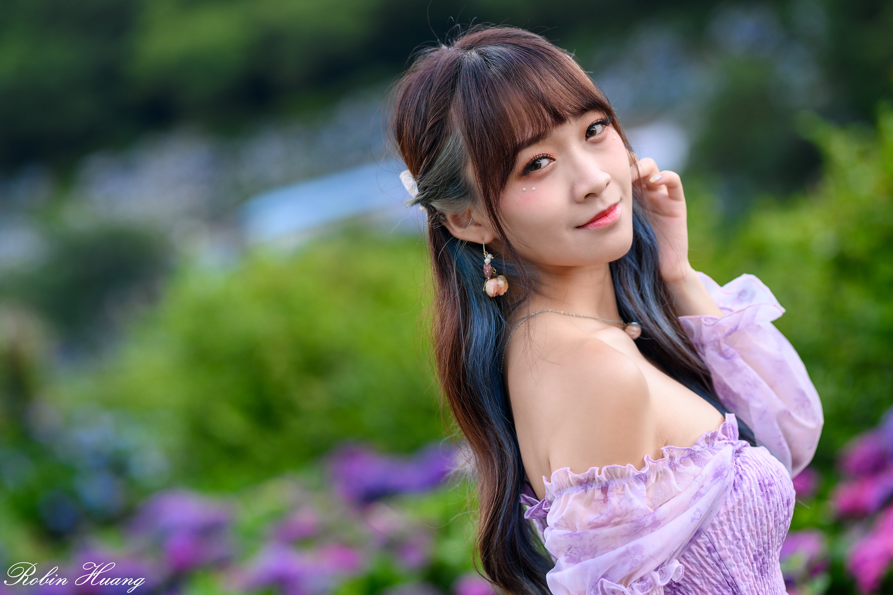 Robin Huang Women Asian Dark Hair Bangs Makeup Glamour Eyeshadow Bare Shoulders Purple Dress Depth O 3072x2048