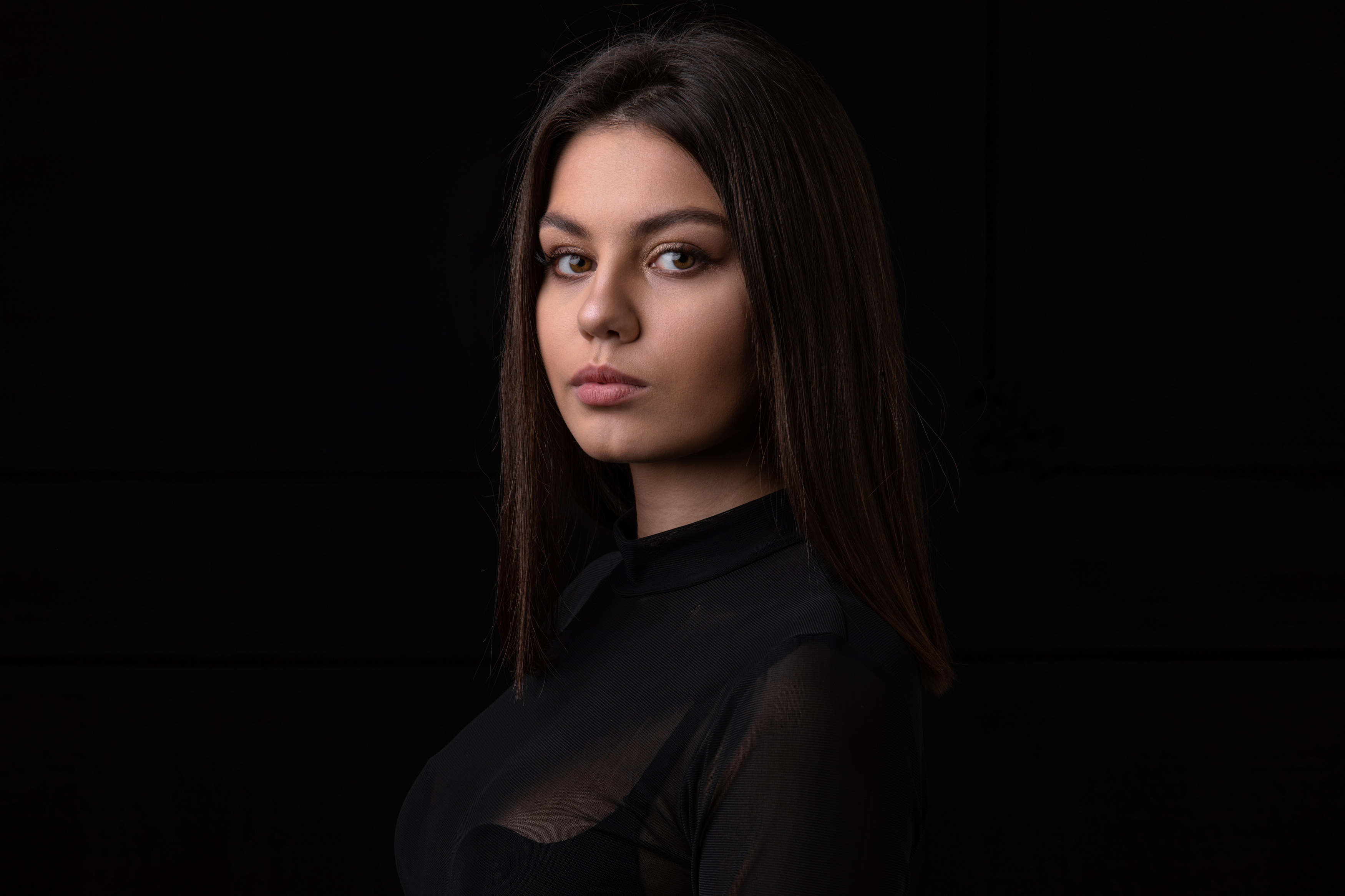 Sergey Loboff Women Brunette Straight Hair Looking At Viewer Black Clothing Dark Portrait Closed Mou 3500x2333