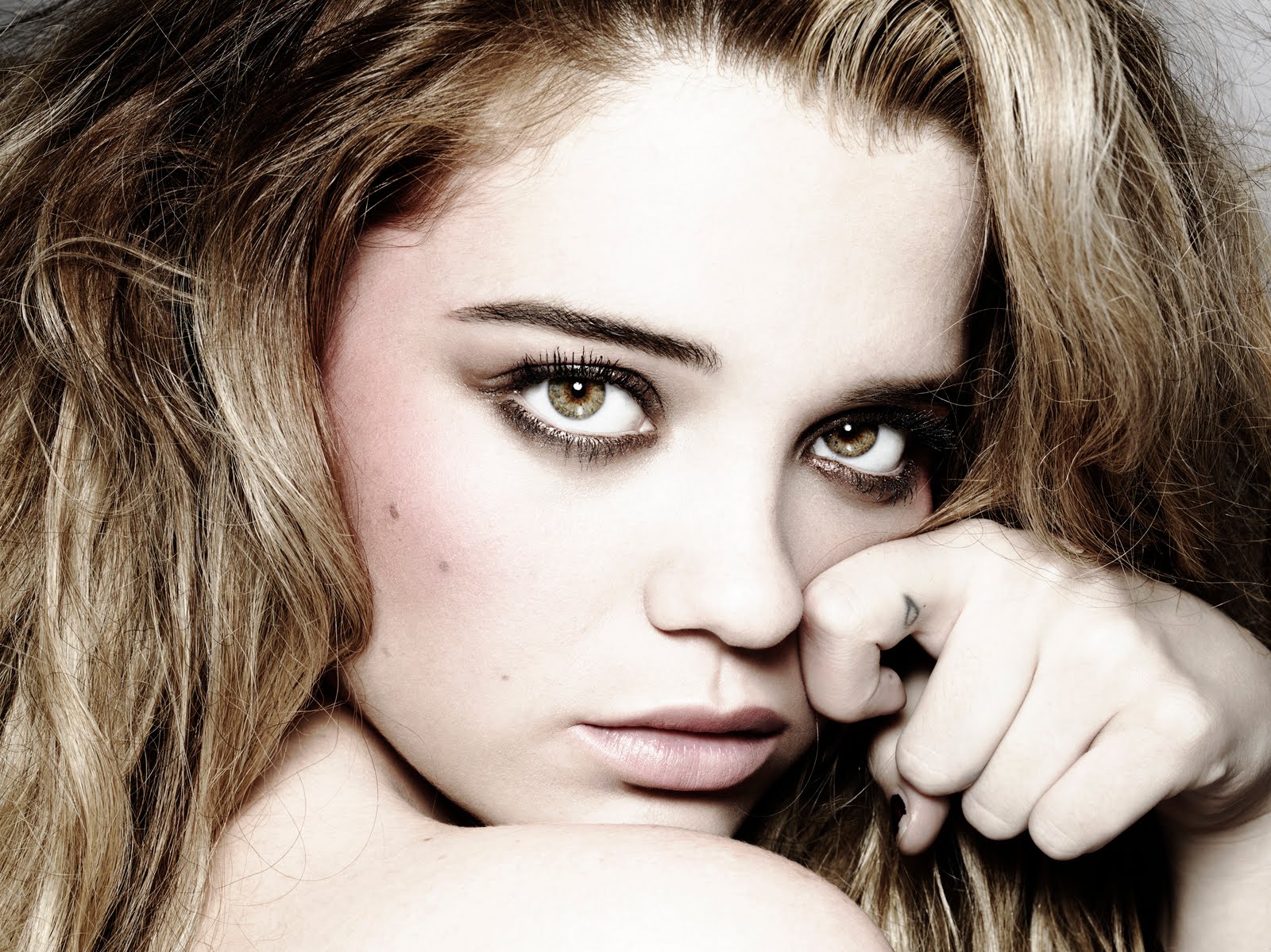 Sky Ferreira Women Singer Actress Face 1600x1199