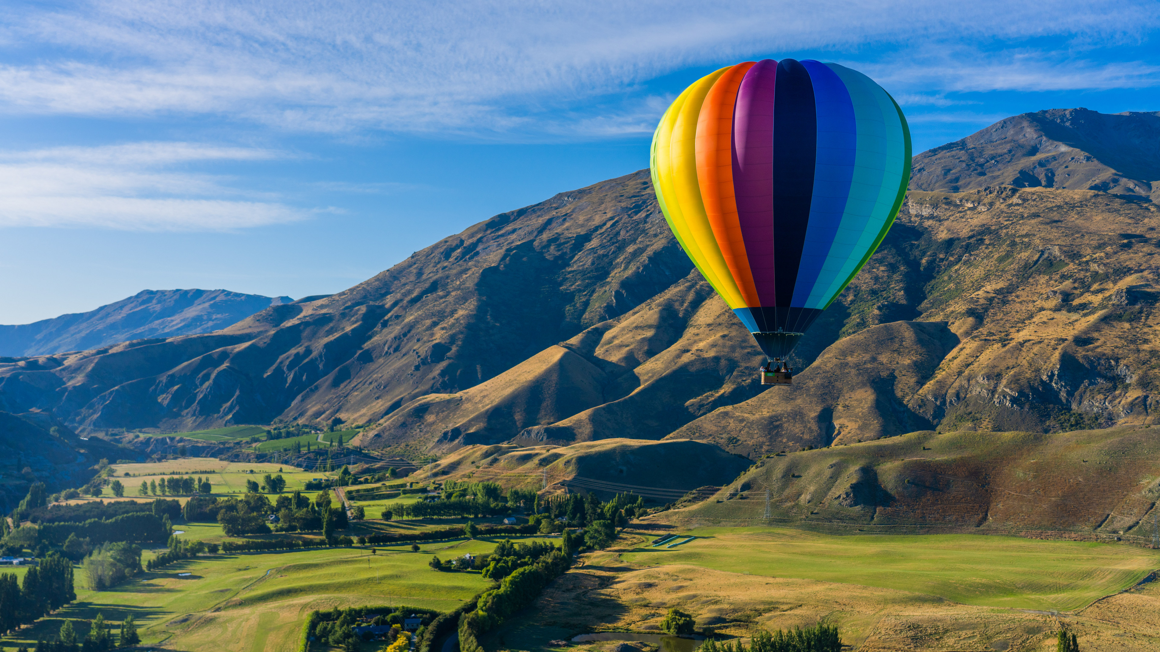 Landscape 4K New Zealand Nature Hot Air Balloons Mountains Sky Clouds Trees 3840x2160