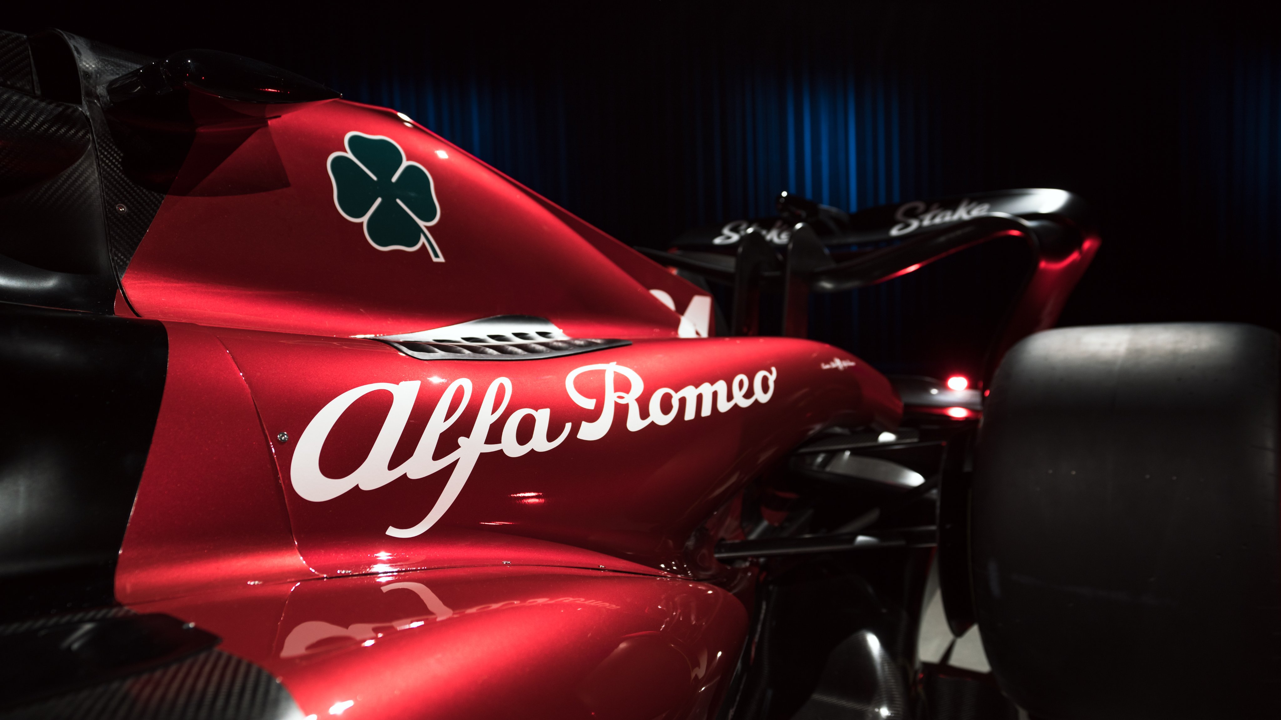 Formula 1 Formula Cars Alfa Romeo Alfa Romeo C43 Sauber Car Vehicle Red Cars Dark Background Motorsp 4096x2303