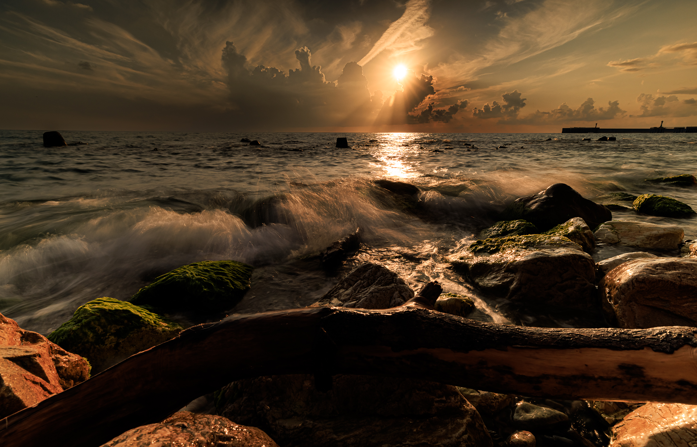 Waves Sunset Sea Photography Outdoors Clouds Log Pier Sunlight Warm Light Rocks 2400x1540