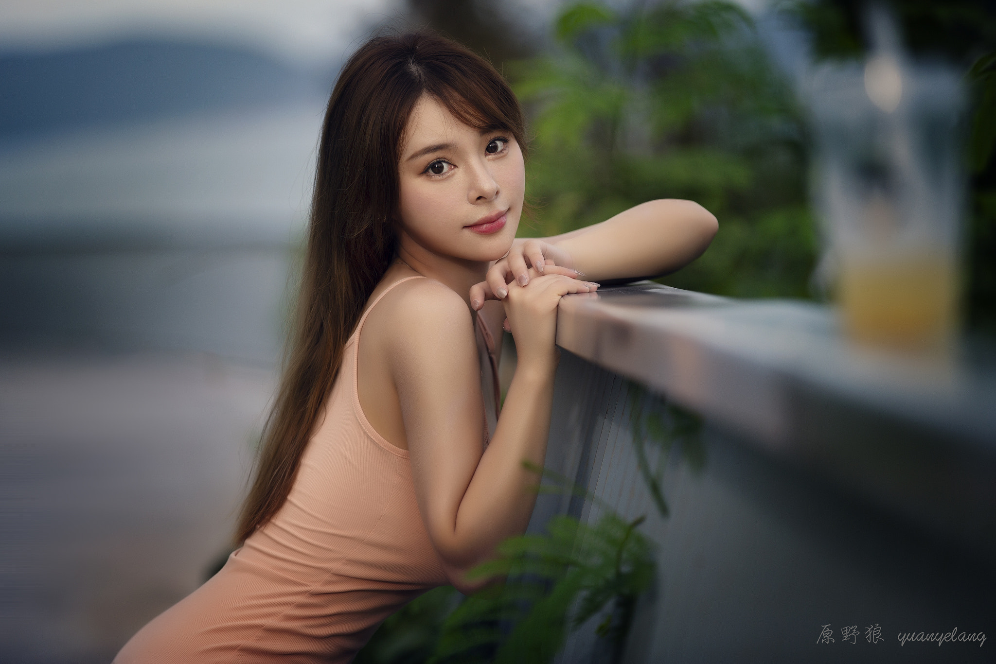 Yuan Yelang Women Asian Brunette Dark Eyes Smiling Pink Clothing Depth Of Field 2048x1366