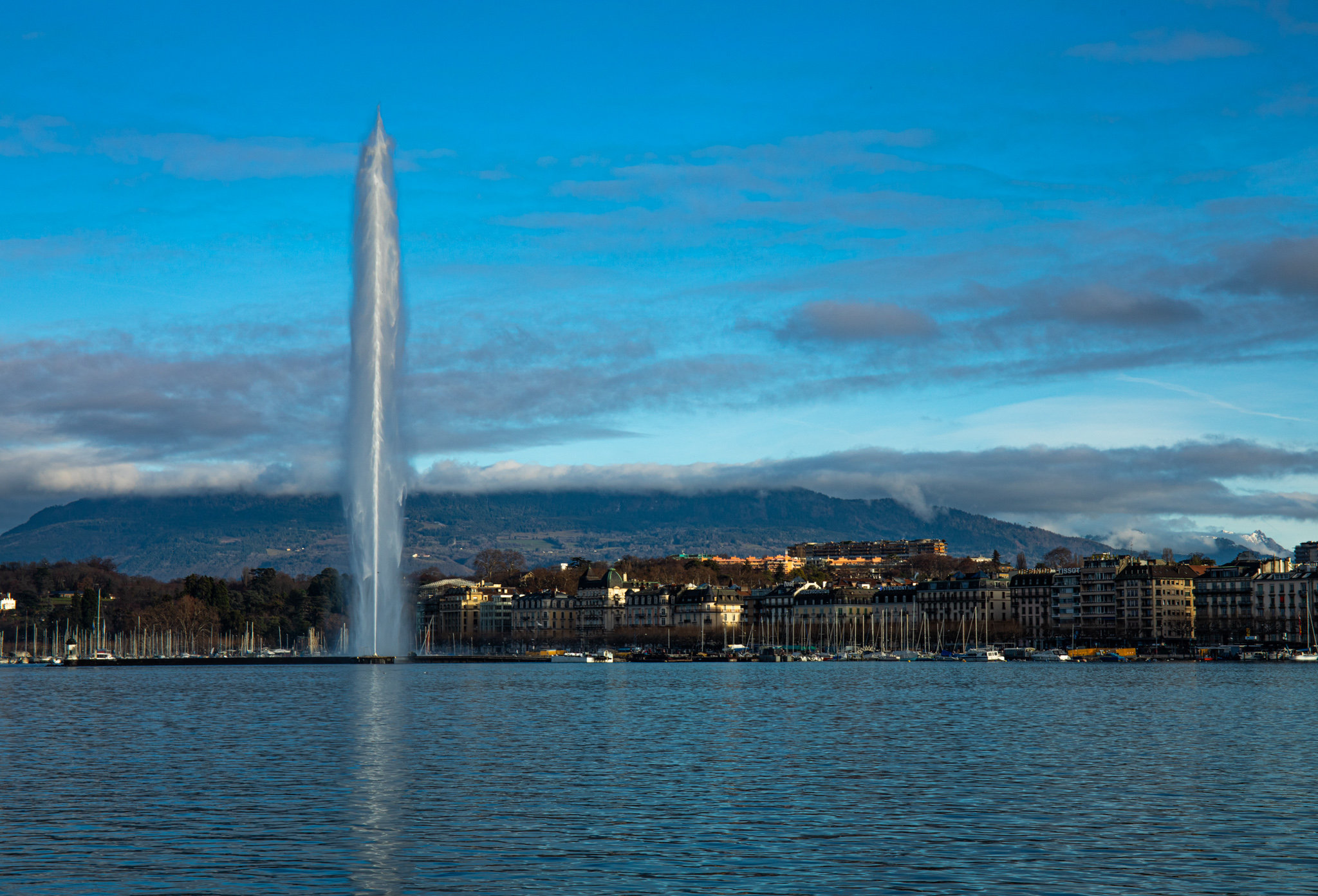 Outdoors Photography Mountains Landscape Urban City Building Fountain Lake Water 2048x1393