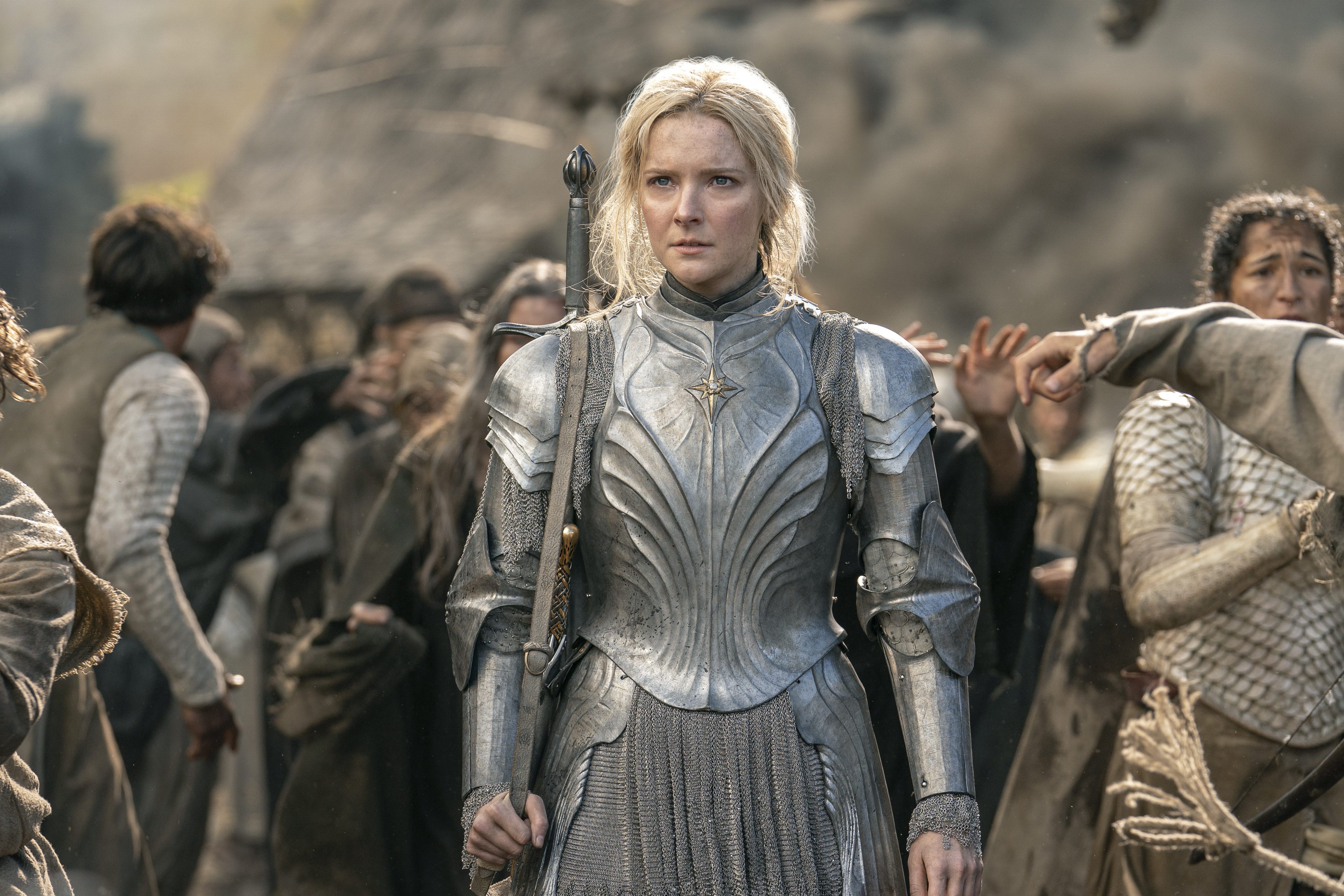 Morfydd Clark Galadriel Women Actress Armor The Lord Of The Rings Sword Blonde Long Hair Group Of Pe 4096x2731