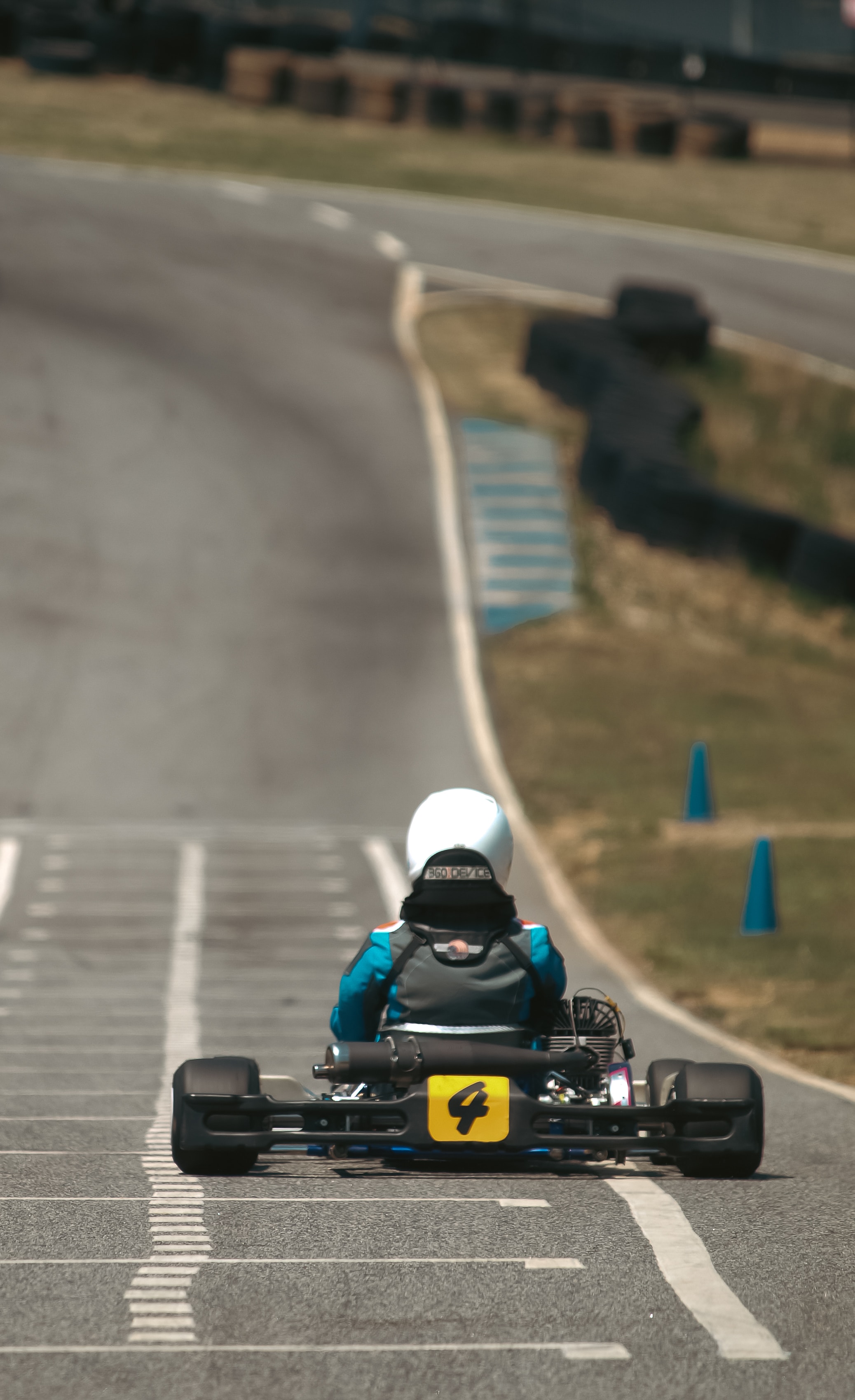 Kart Racing Vehicle Portrait Display Blurry Background Blurred 2075x3400