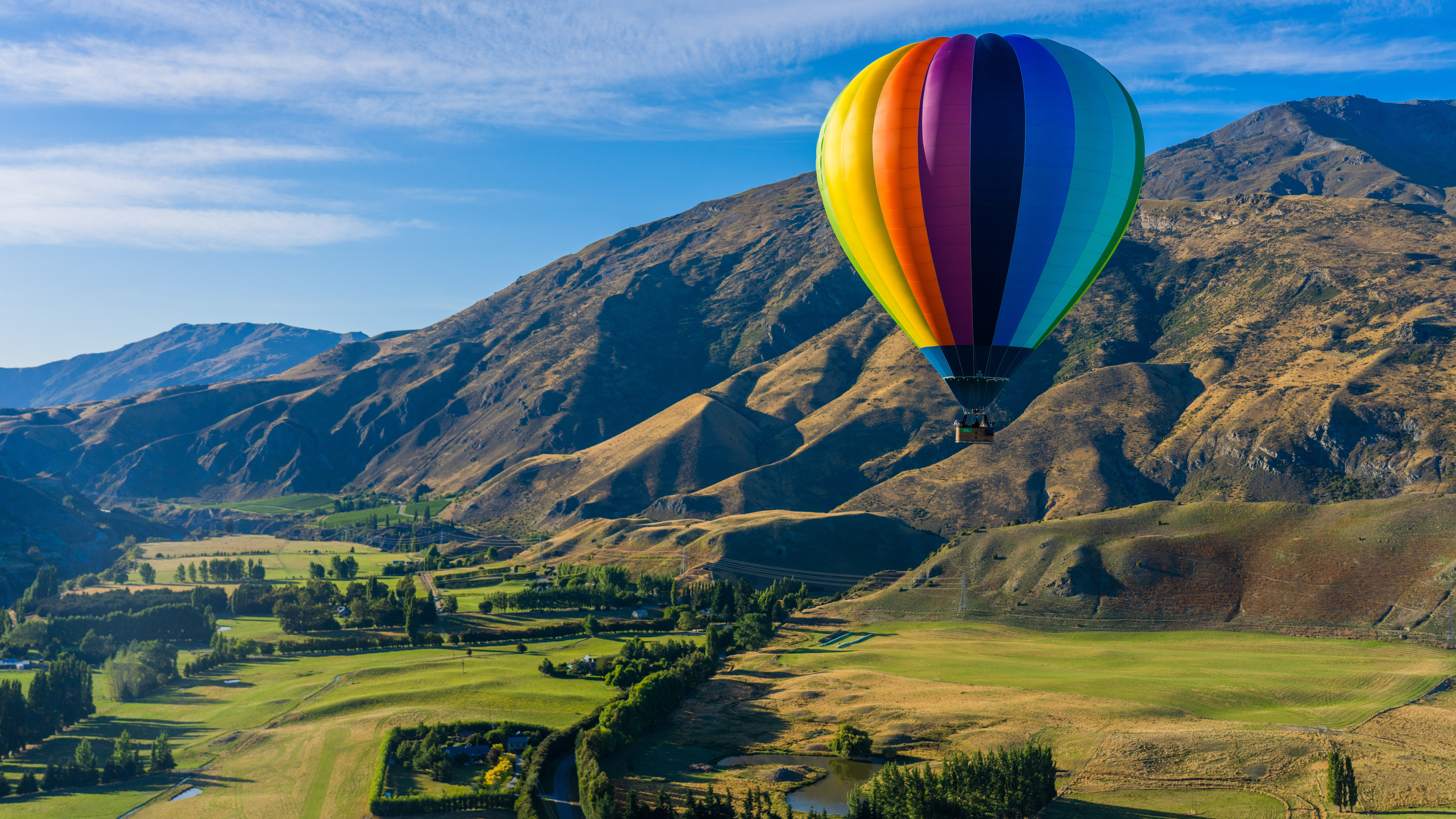 Trey Ratcliff Photography New Zealand Queenstown Balloon Mountains Landscape Trees 7680x4320