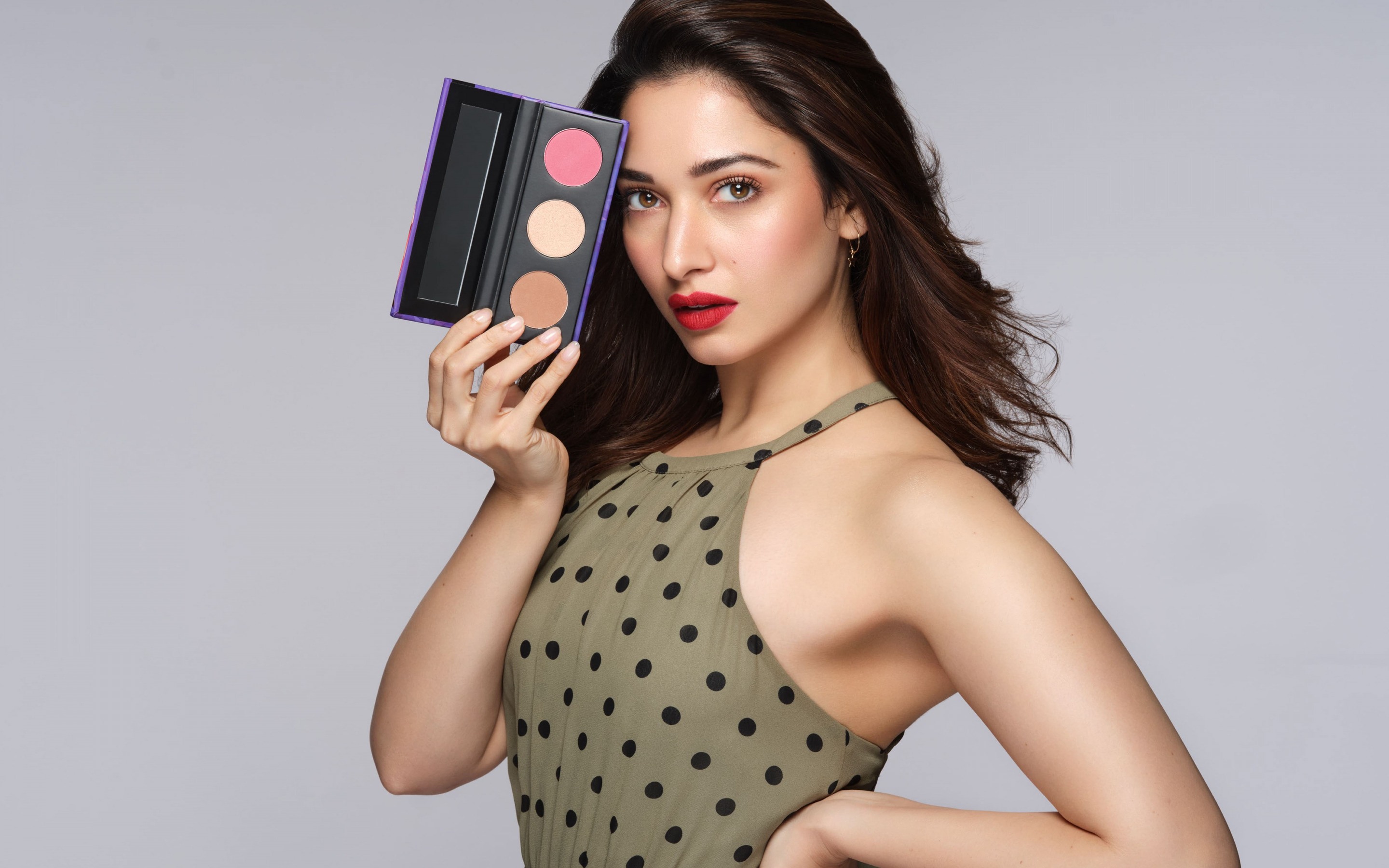 Model Actress Indian Model Celebrity Red Lipstick Green Clothing Tamannaah Bhatia Studio 2880x1800