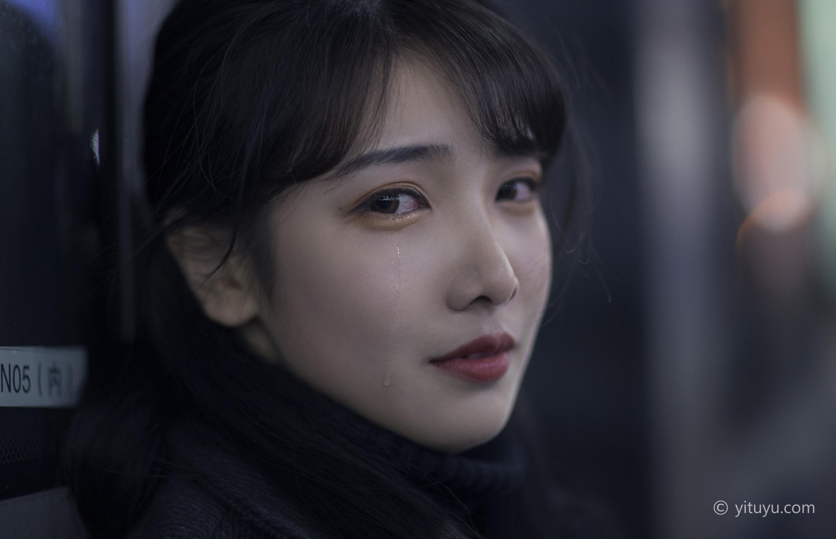 Women Model Asian Chinese Model Urban Night Face Crying Sweater 2700x1743
