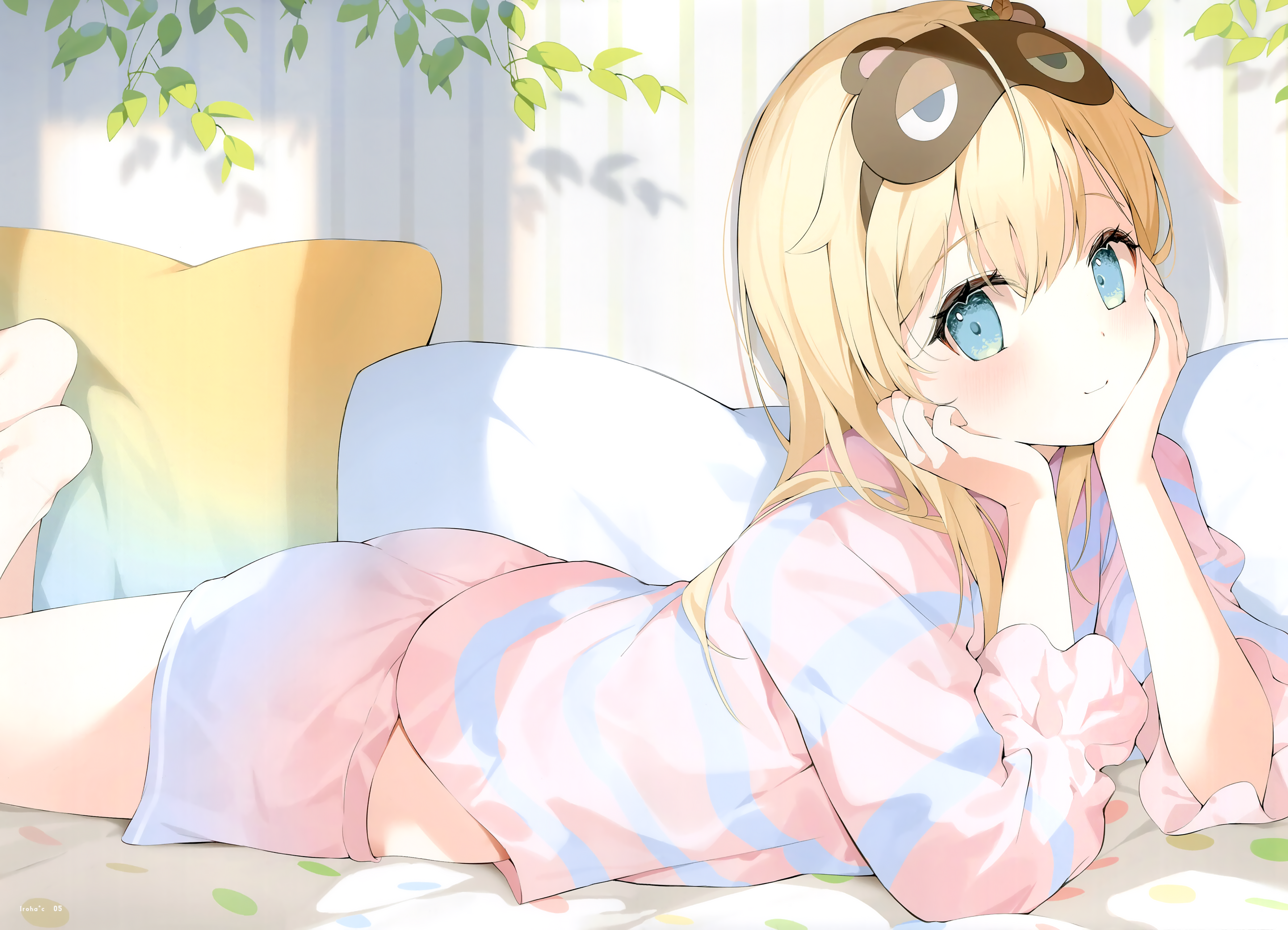 Anime Anime Girls Hololive Kazama Iroha Lying On Front Blushing Blonde Blue Eyes Pyjamas Pillow Look 4171x3014