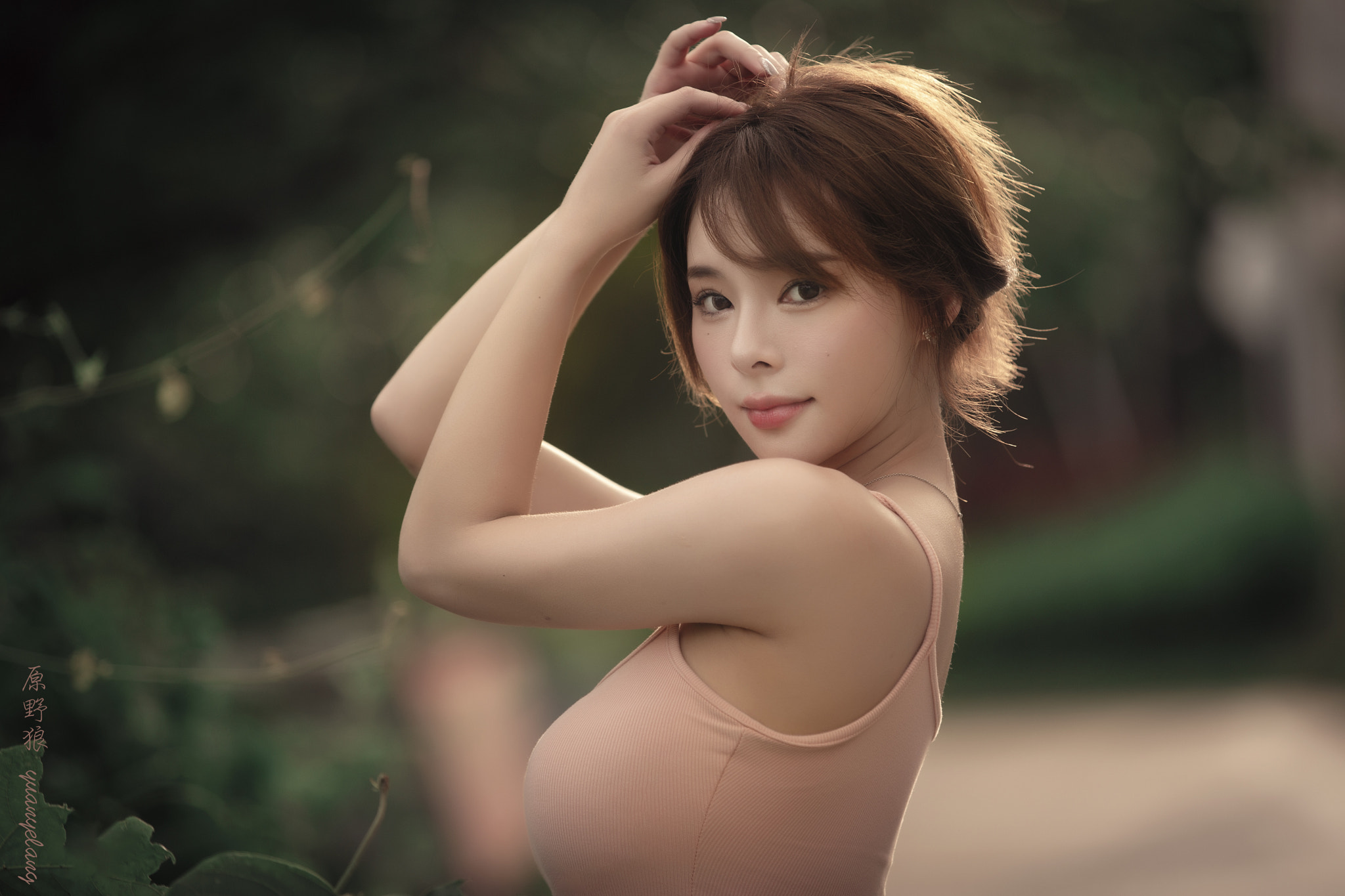 Yuan Yelang Women Asian Brunette Looking At Viewer Dark Eyes Profile Plants Portrait 2048x1365