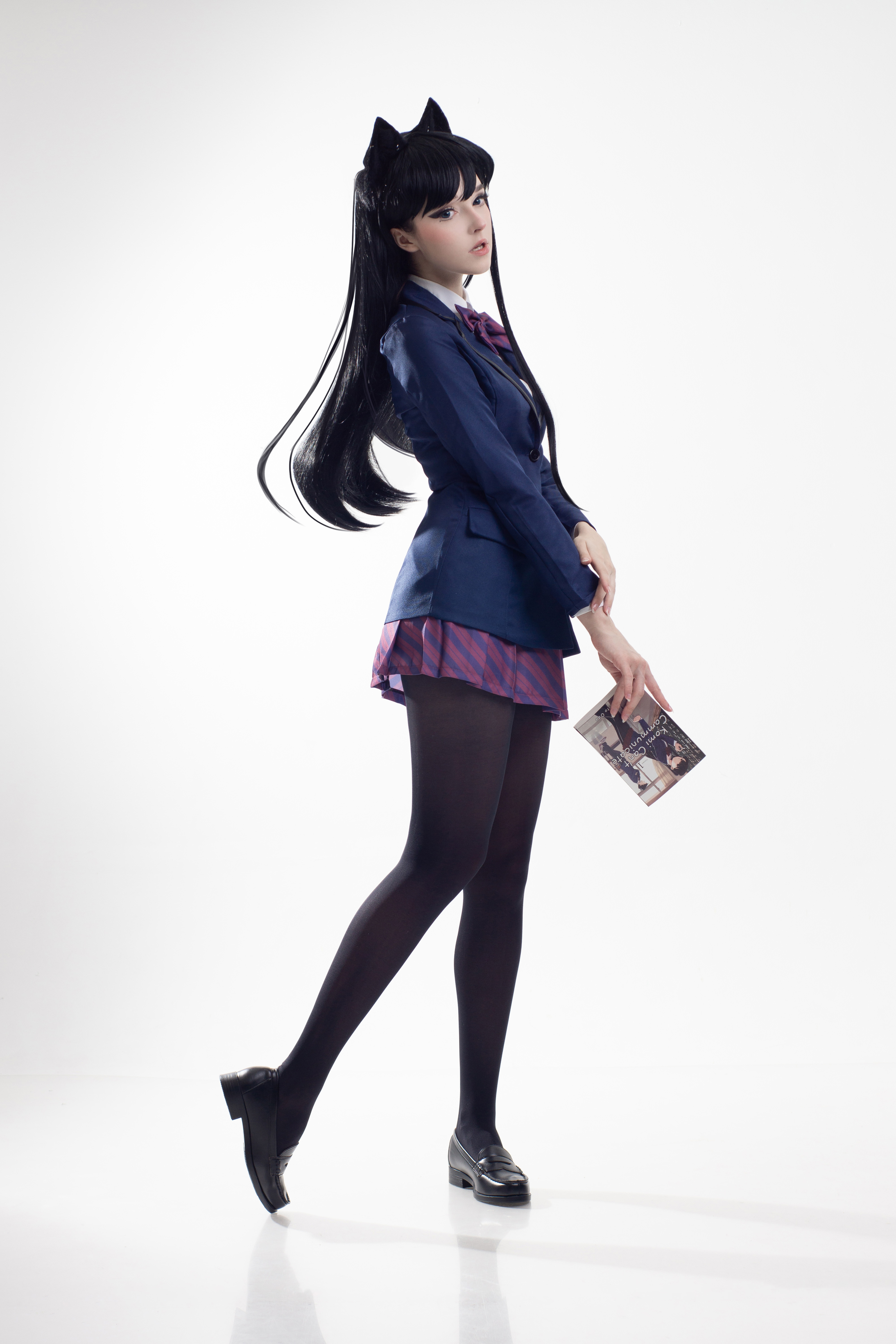 Women Model Cosplay Komi Shouko Komi San Wa Comyushou Desu Anime Anime Girls Studio White Background 2731x4096