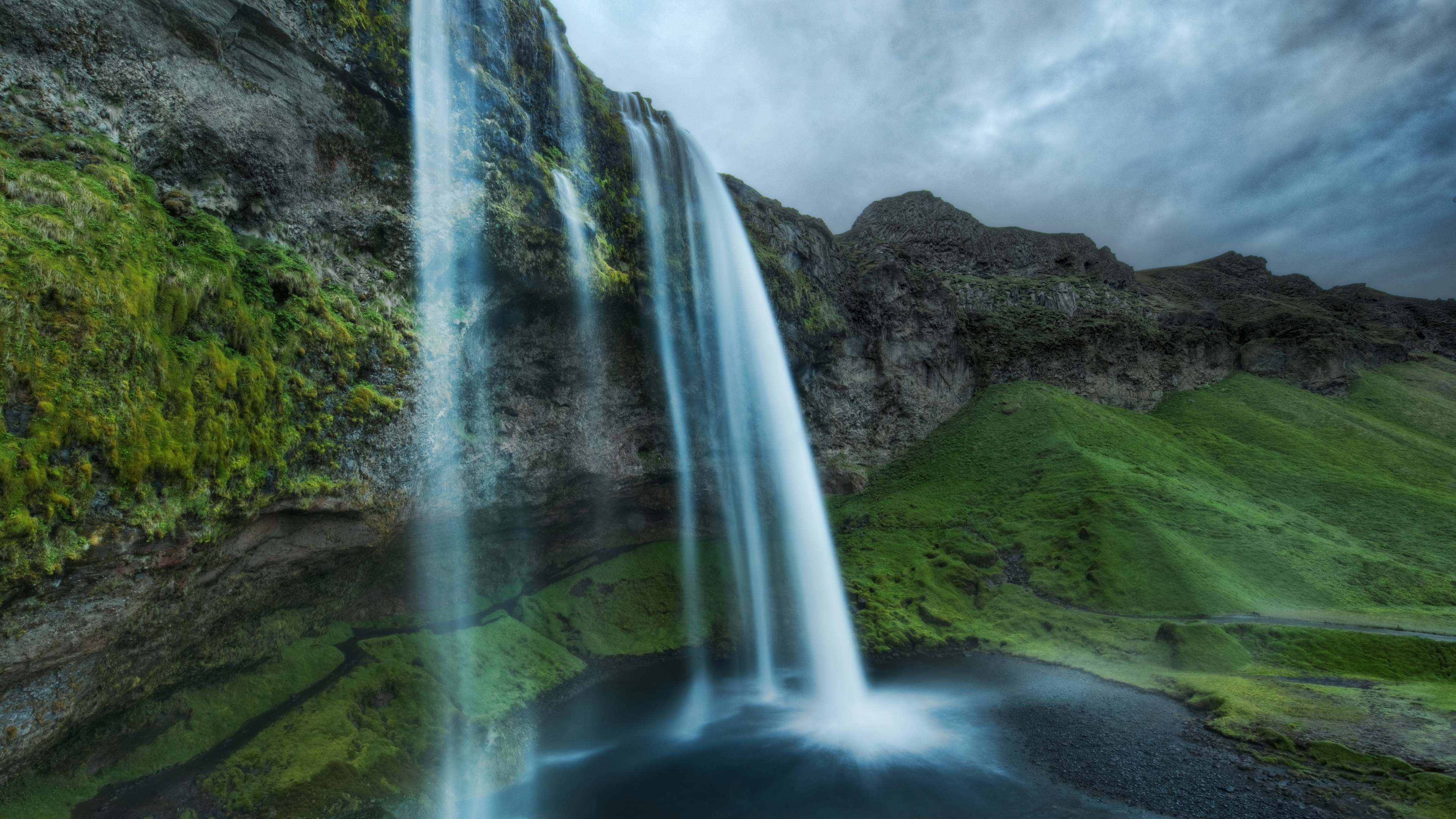 Landscape 4K Waterfall Midnight Clouds Rocks Iceland Water Nature 3840x2160