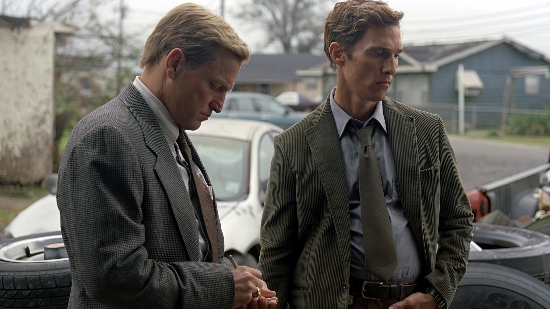 True Detective TV Series Film Stills Matthew McConaughey Woody Harrelson Actor Men Suit And Tie Stre 1920x1080
