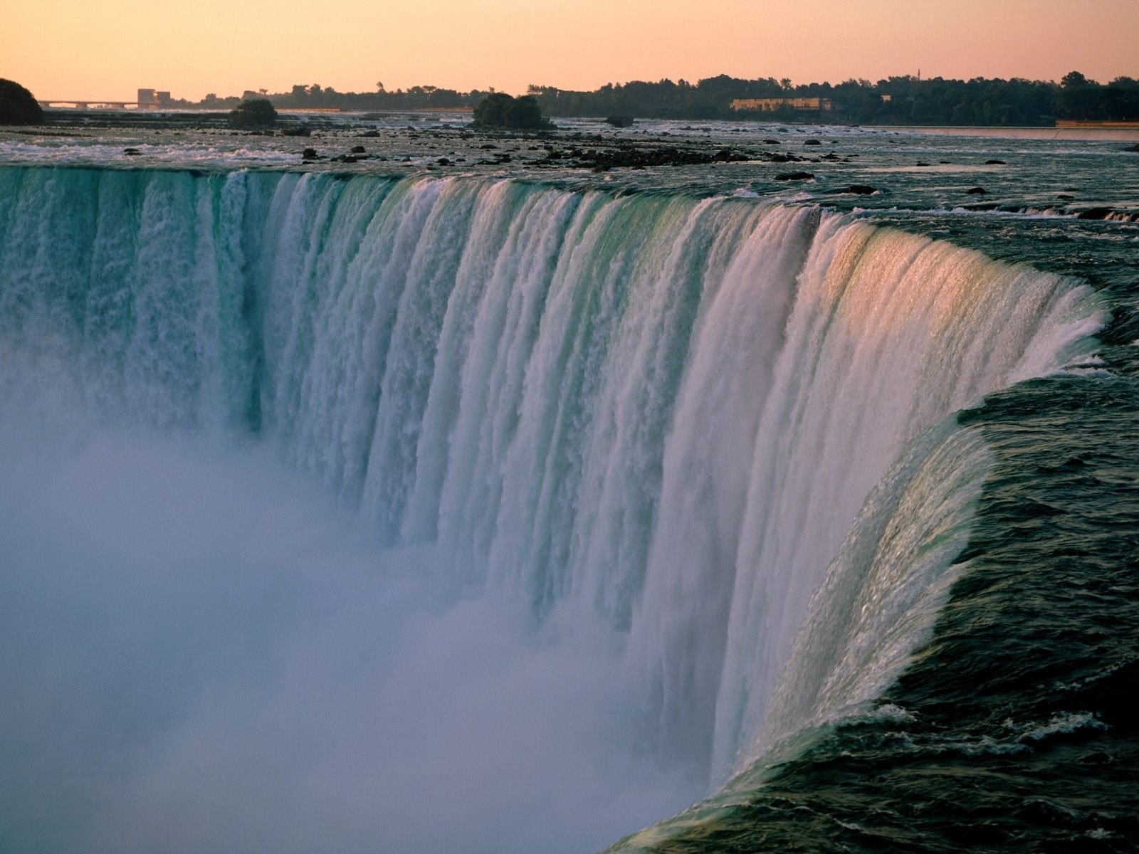 Earth Niagara Falls 1600x1200