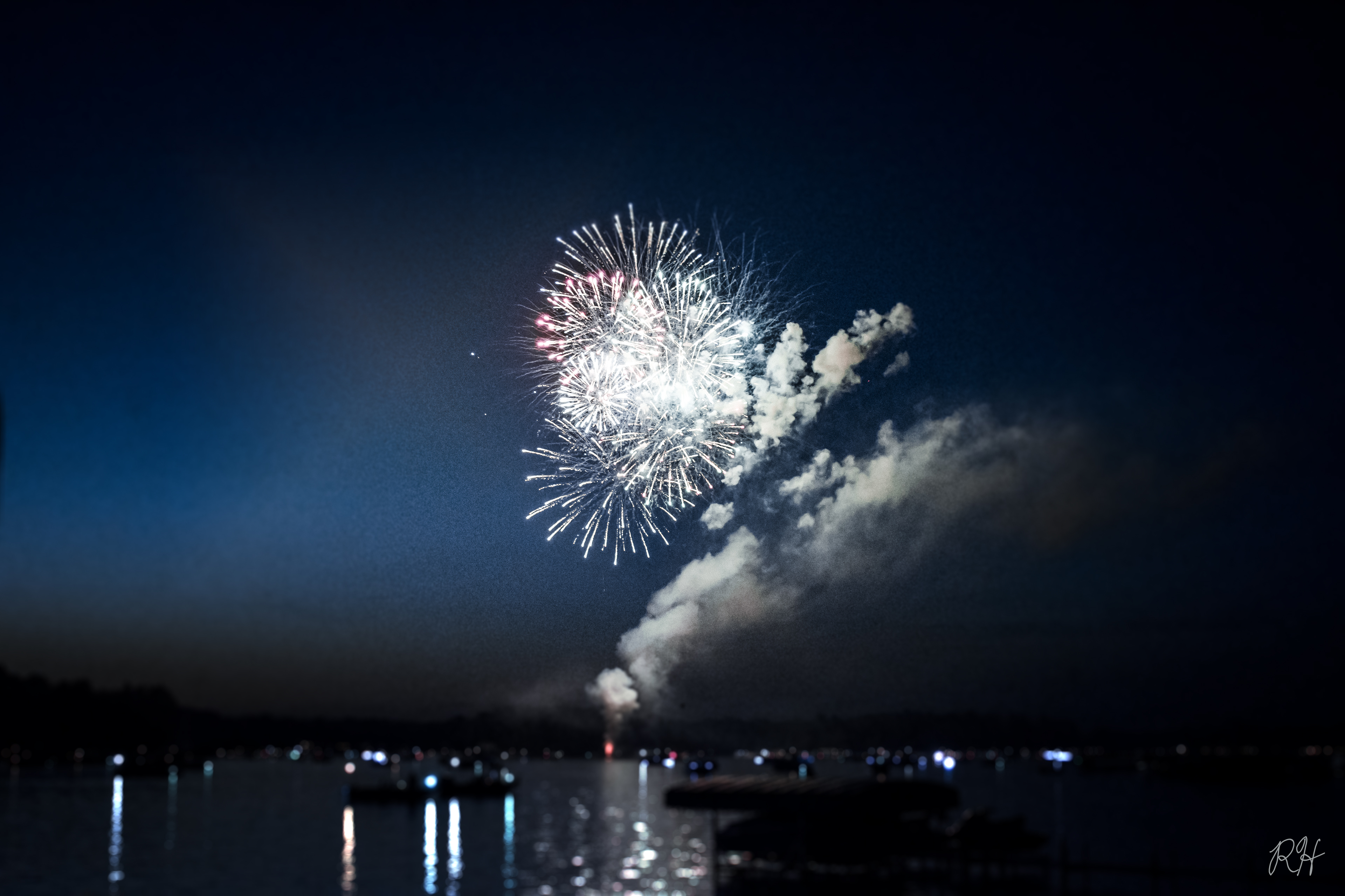 Fireworks July July 4th American Flag American Football Hamburgers Explosion Explosions In The Sky L 3840x2560