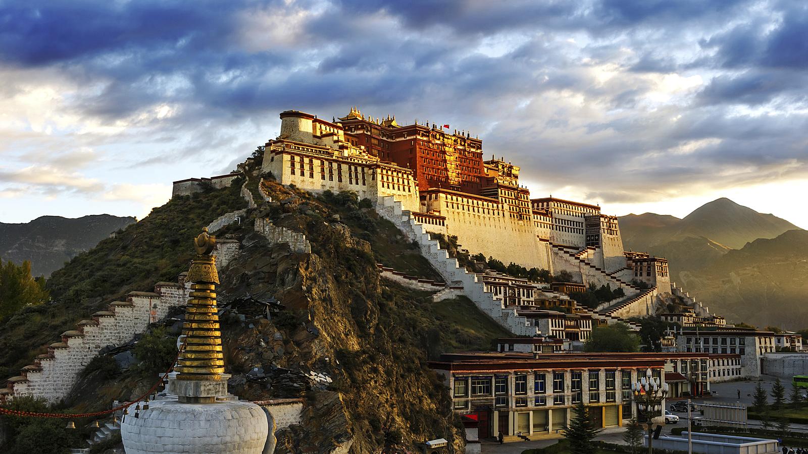 Nature Landscape Tibet Mountains Asia Potala Palace Monastery Buddhism Lhasa Architecture 1600x900