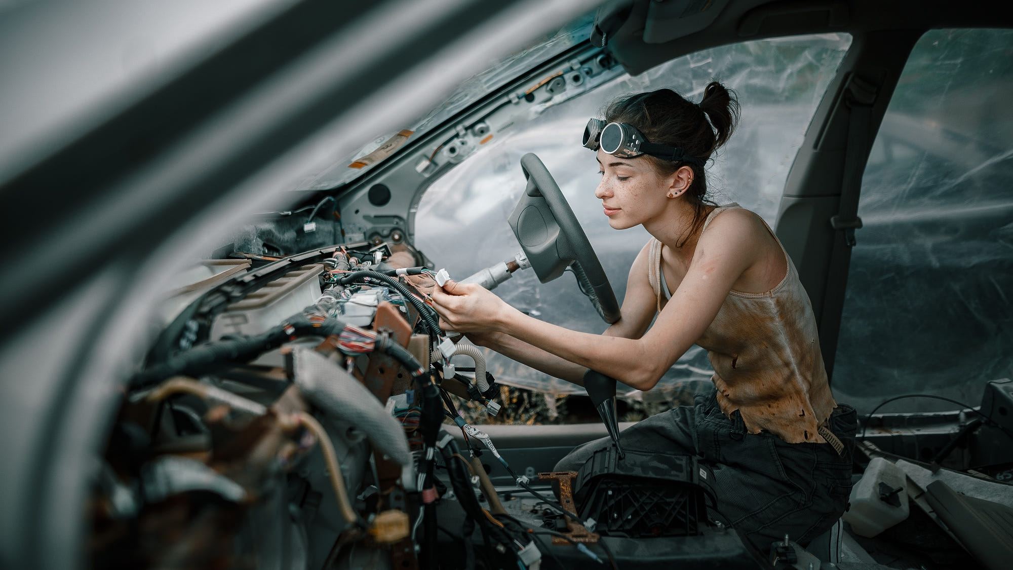 Andrew Vasiliev Women Ponytail Mechanics Freckles Car Interior 2000x1125