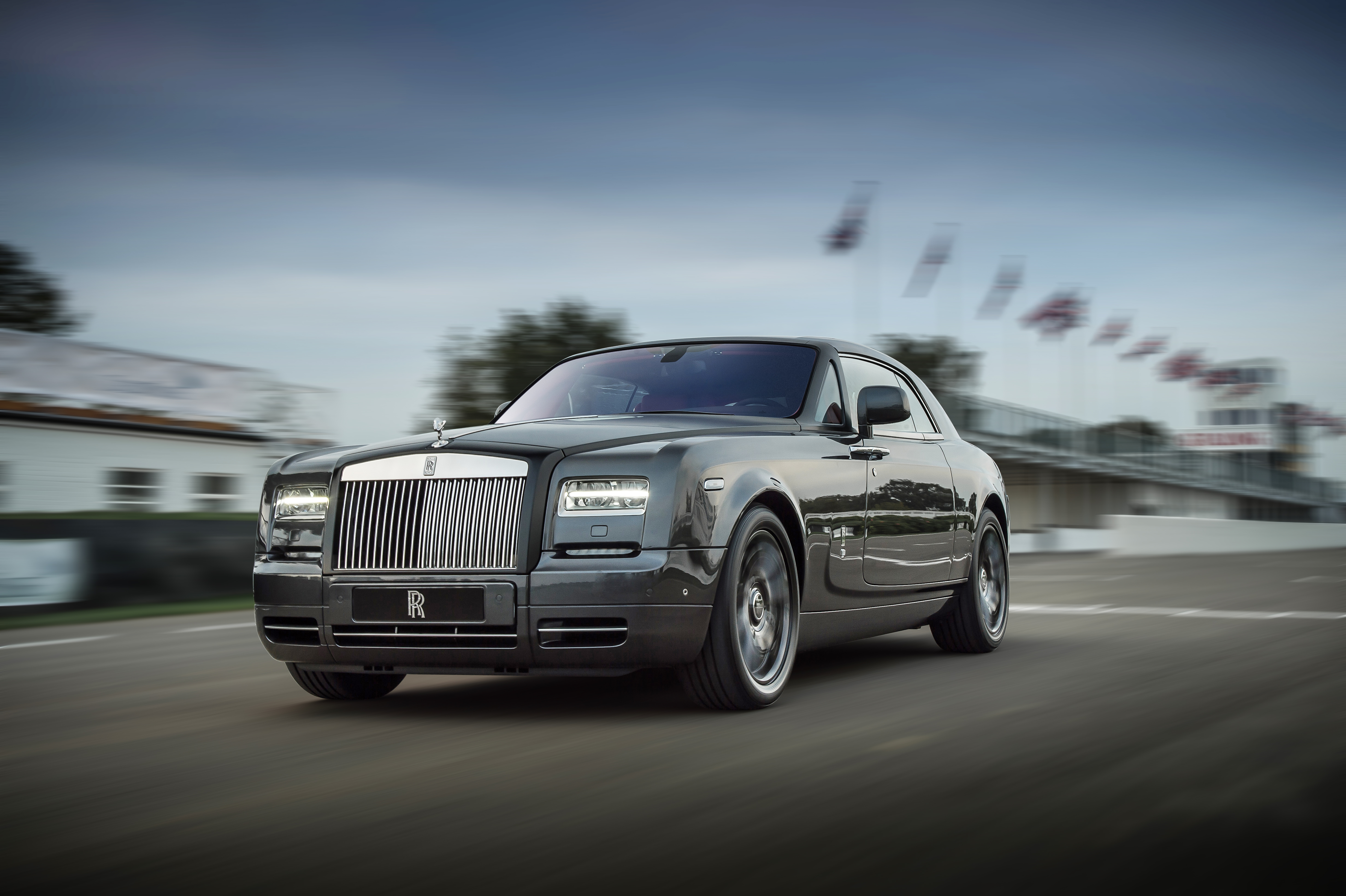 Car Rolls Royce Luxury Cars British Cars Frontal View Headlights Motion Blur Driving Sky Clouds Vehi 4928x3280