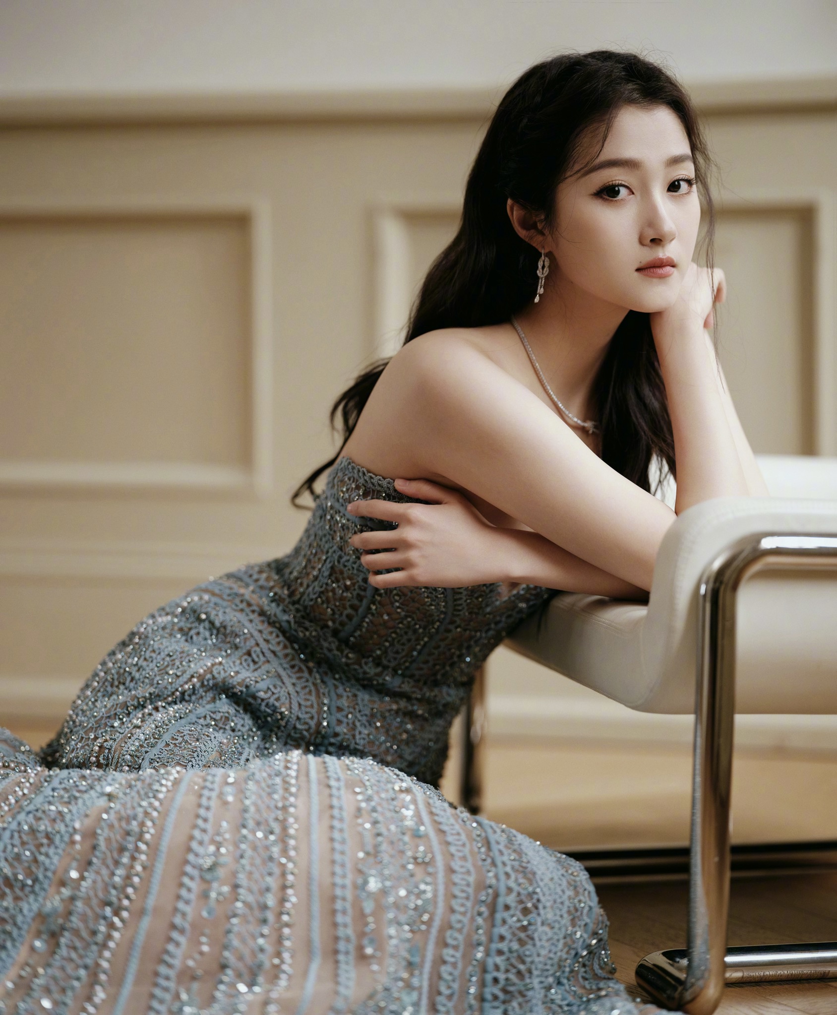Asia Women Celebrity Guan Xiaotong ChinaGuFeng Hanfu Asian 1688x2046