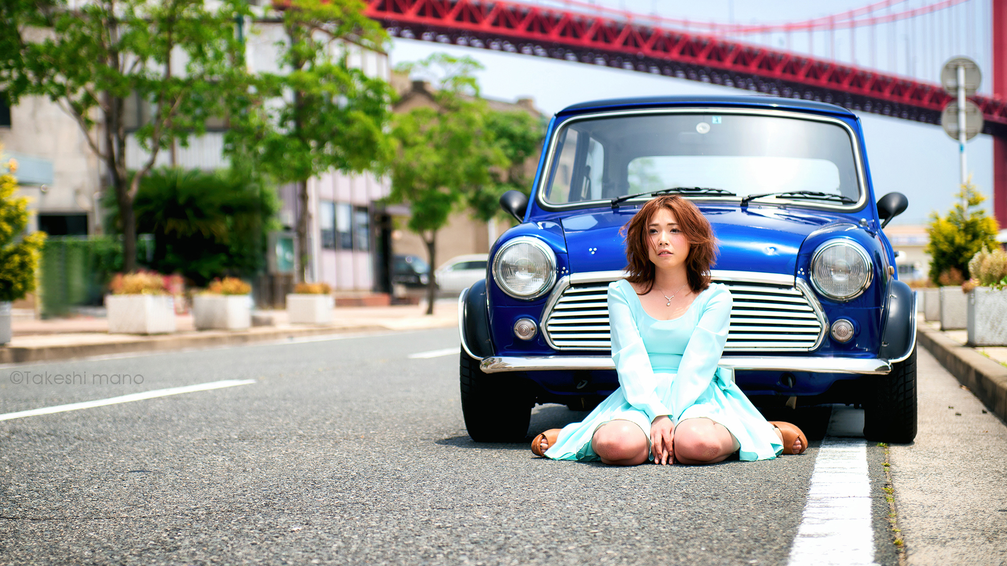 Asian Women Road Mini Cooper Car 2048x1152