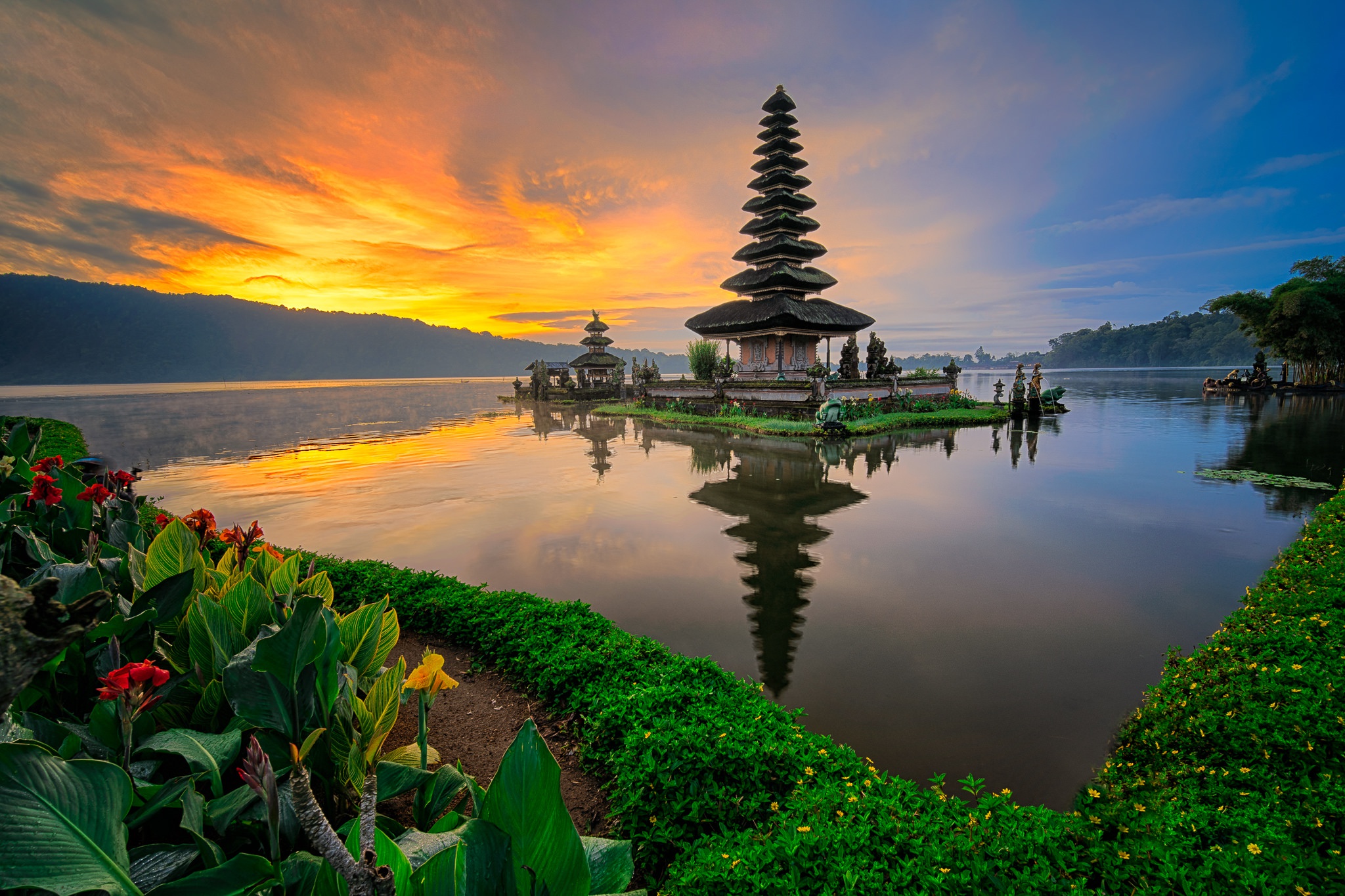 Water Sunset Nature Indonesia Bali Temple 2048x1365