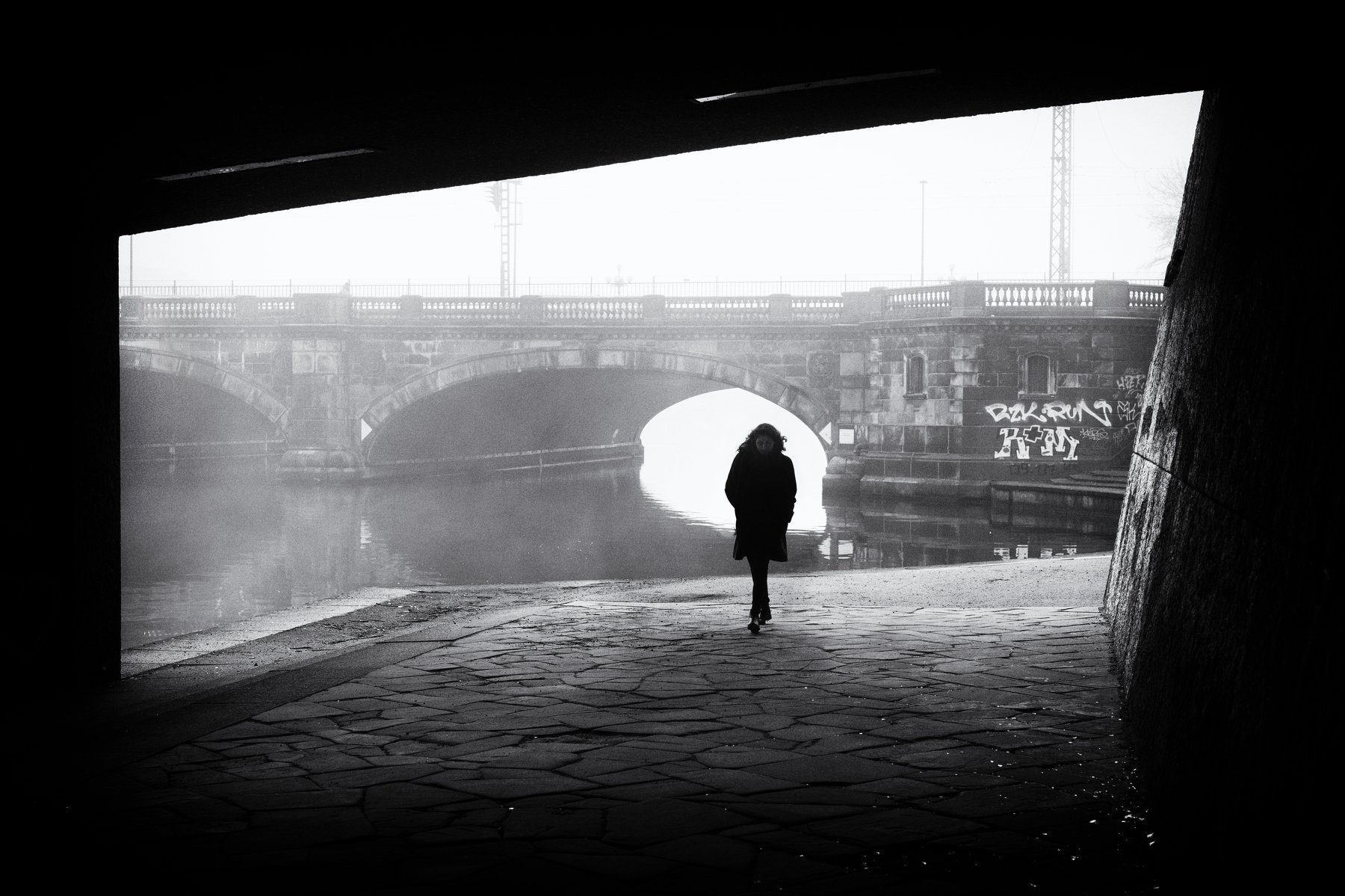 Photography Monochrome Mist Alexander Schonberg Hamburg Germany Tunnel Bridge River Women Walking Da 1800x1199