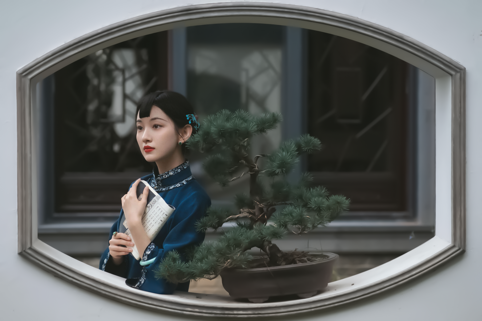 Lee Hu Women Asian Dark Hair Makeup Dress Plants Window 2048x1365