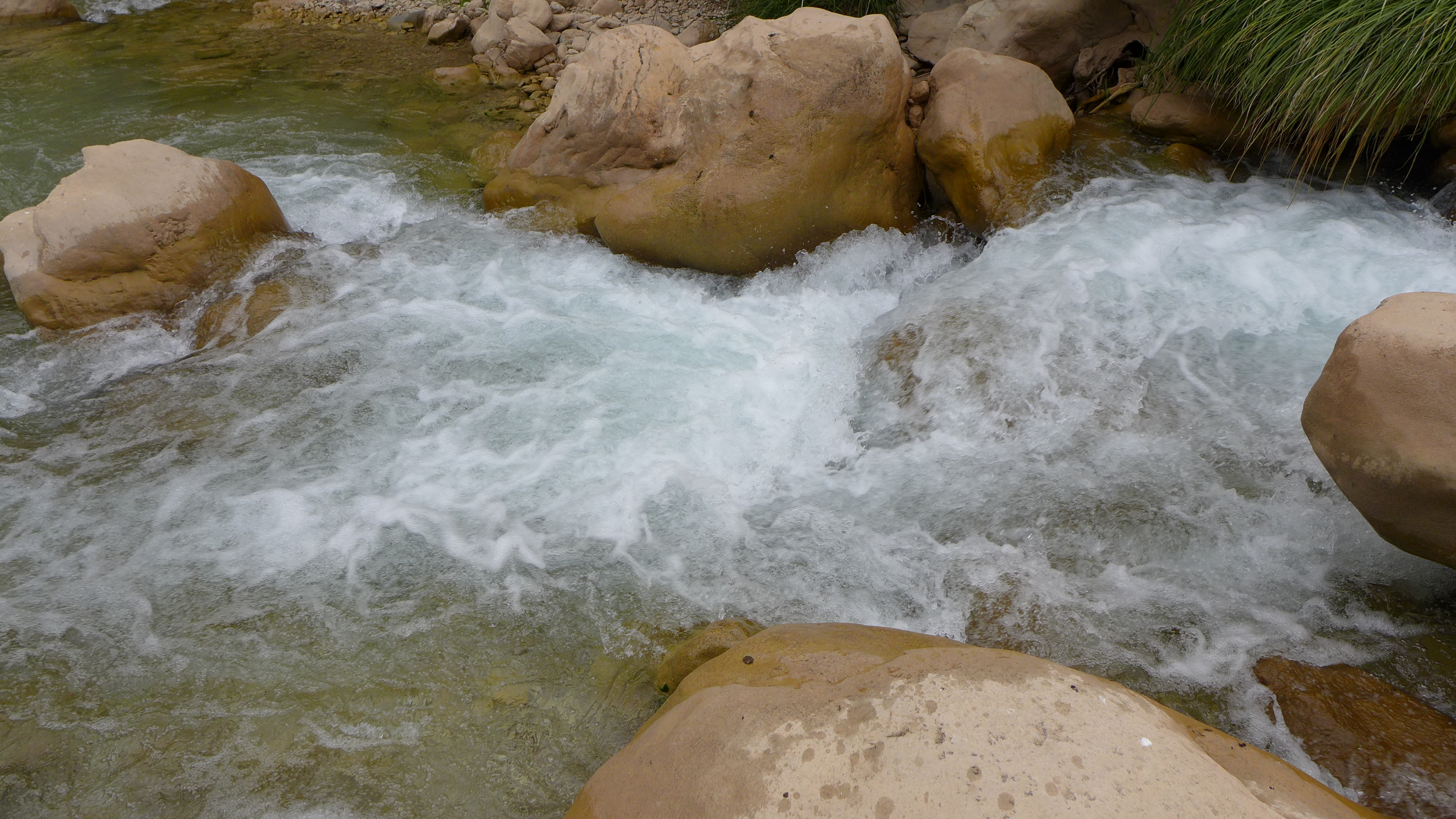 River Flowing Greece Water Nature Waves Rocks 3968x2232