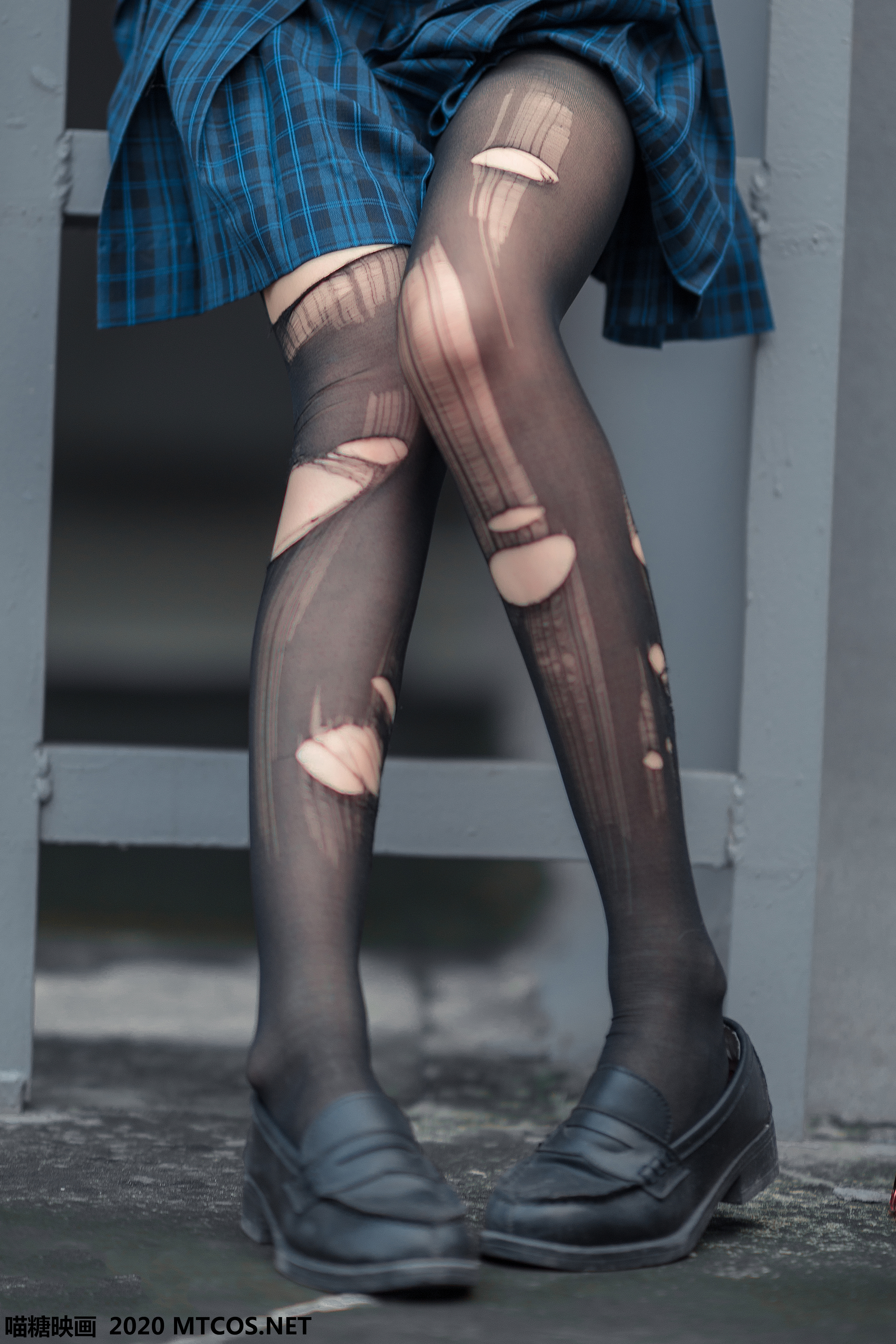 Brunette Asian Women Shoes Skirt Plaid Skirt Watermarked 2992x4488