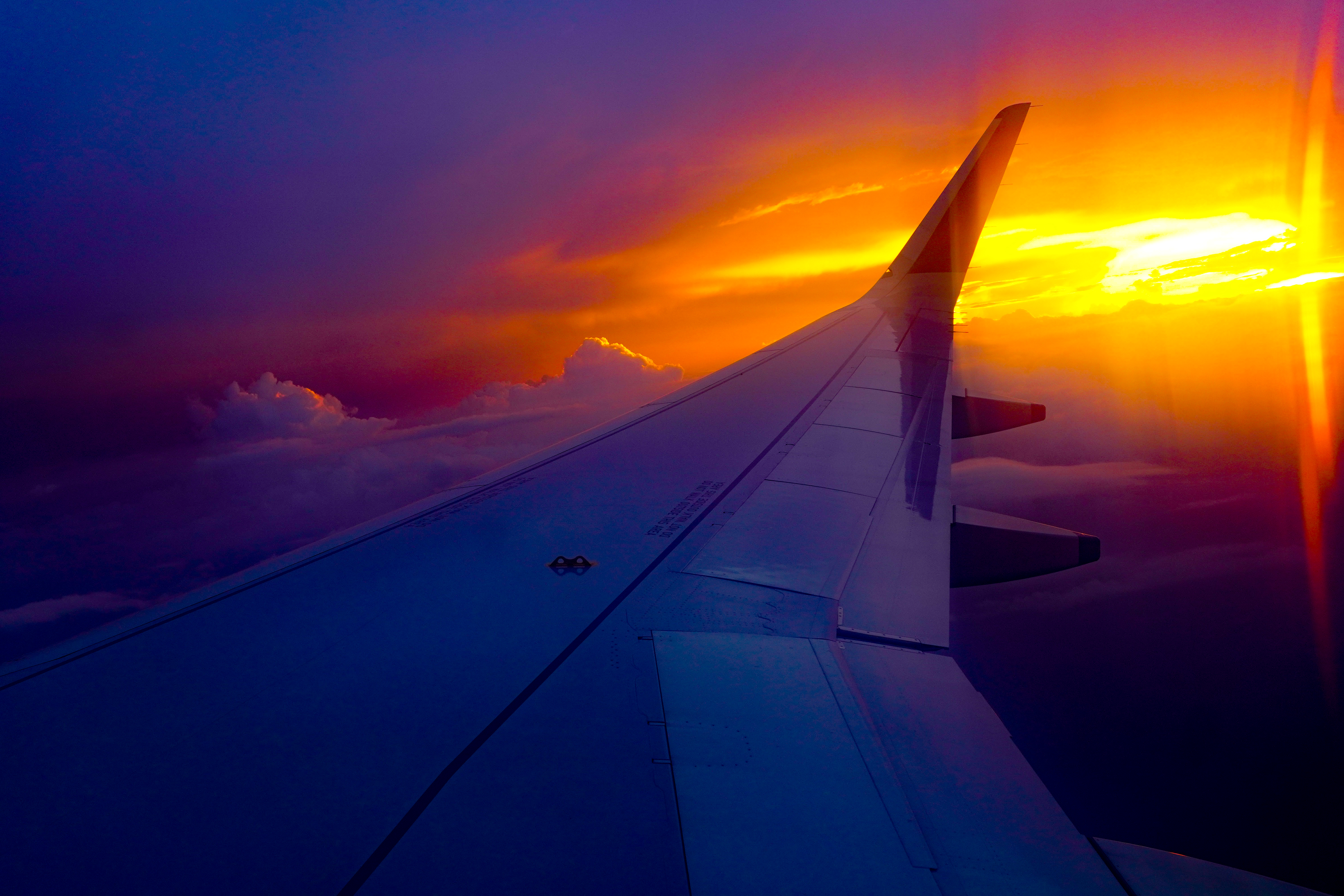 Flight Clouds Sun Rays Dusk Aircraft Sunset 6000x4000
