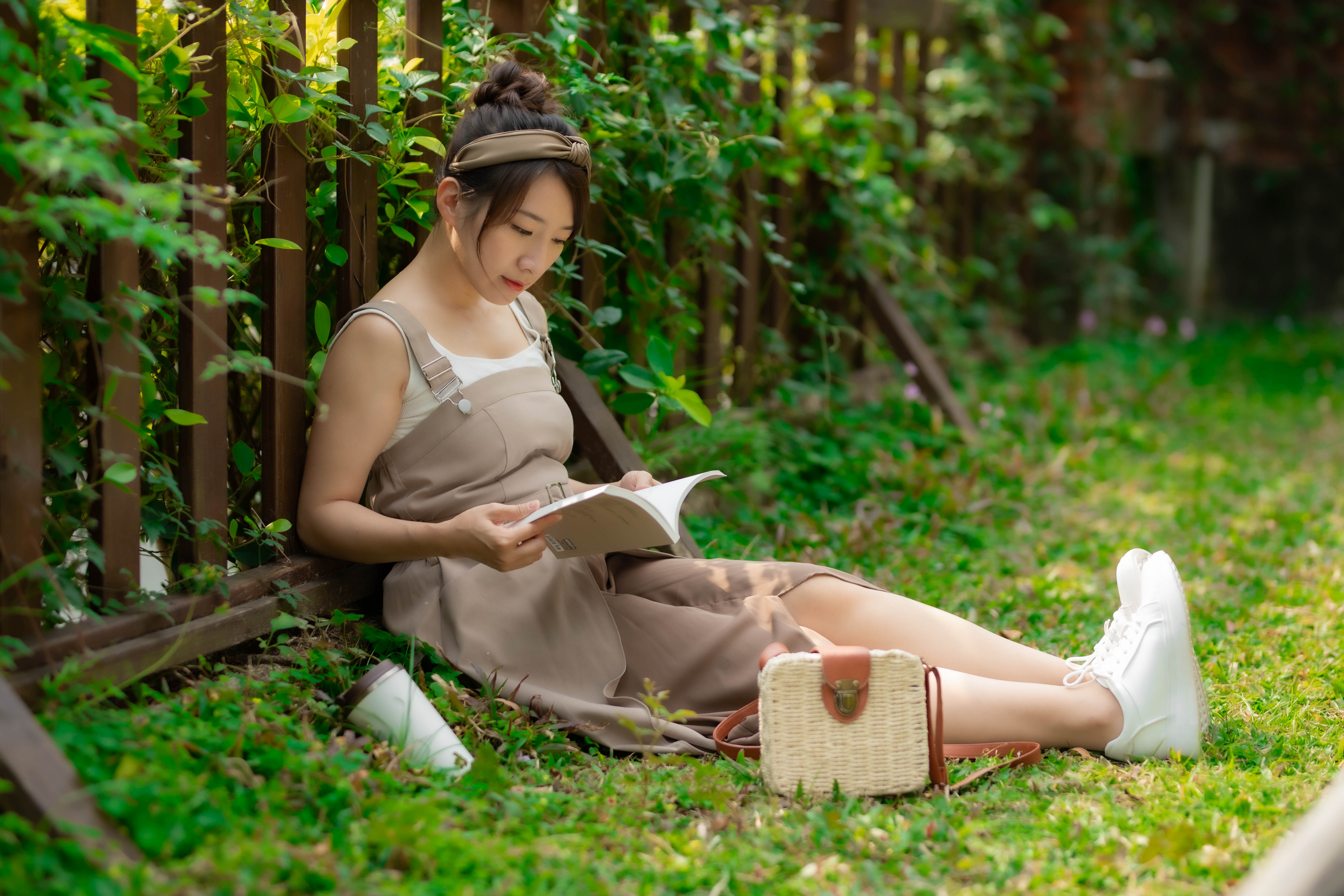 Asian Model Women Long Hair Dark Hair Sitting Grass Fence Leaning Reading Books Handbags Sneakers Co 3840x2560