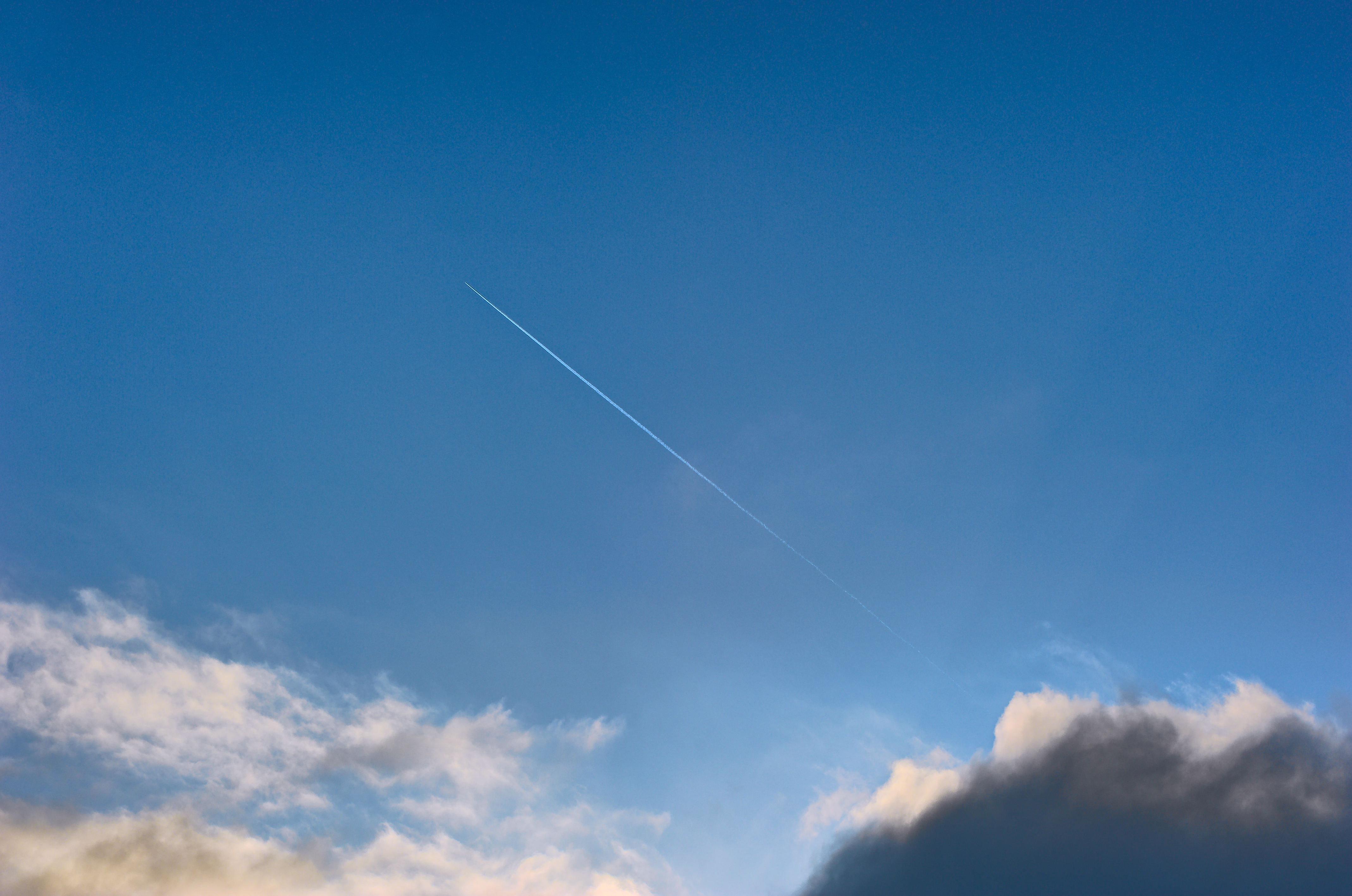 Sky Airplane Clouds Blue Contrails 4276x2836