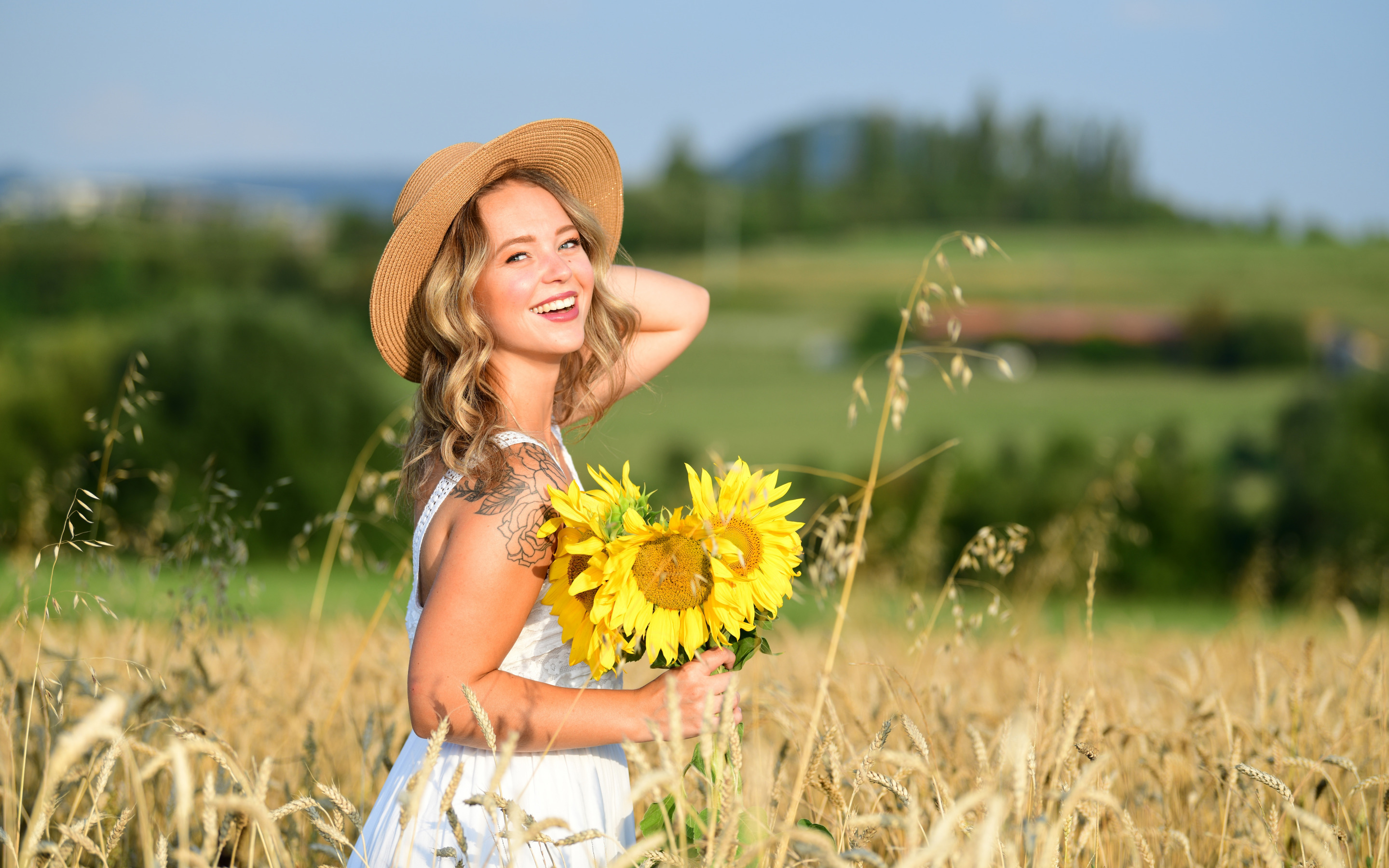 Model Women Red Lipstick Smiling Hands In Hair Hat Sunflower Field White Dress Women Outdoors 2880x1800