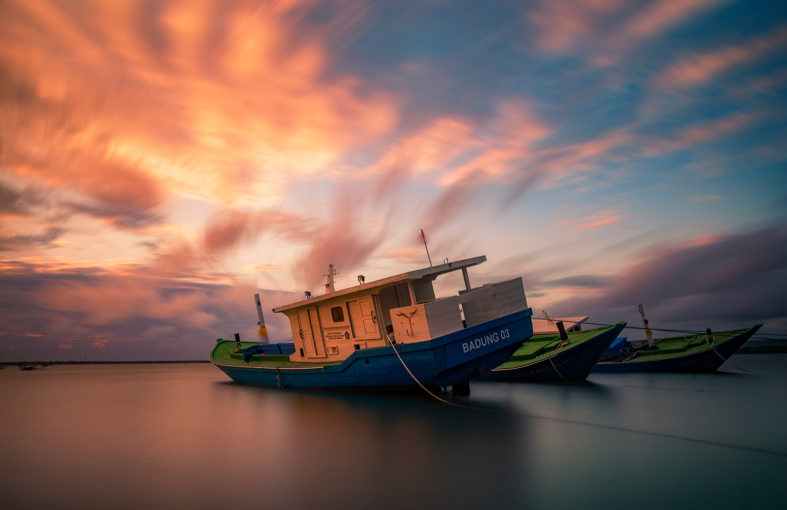 Sea Boat Nature Clouds Sky Water Sunset Sunset Glow 2560x1661