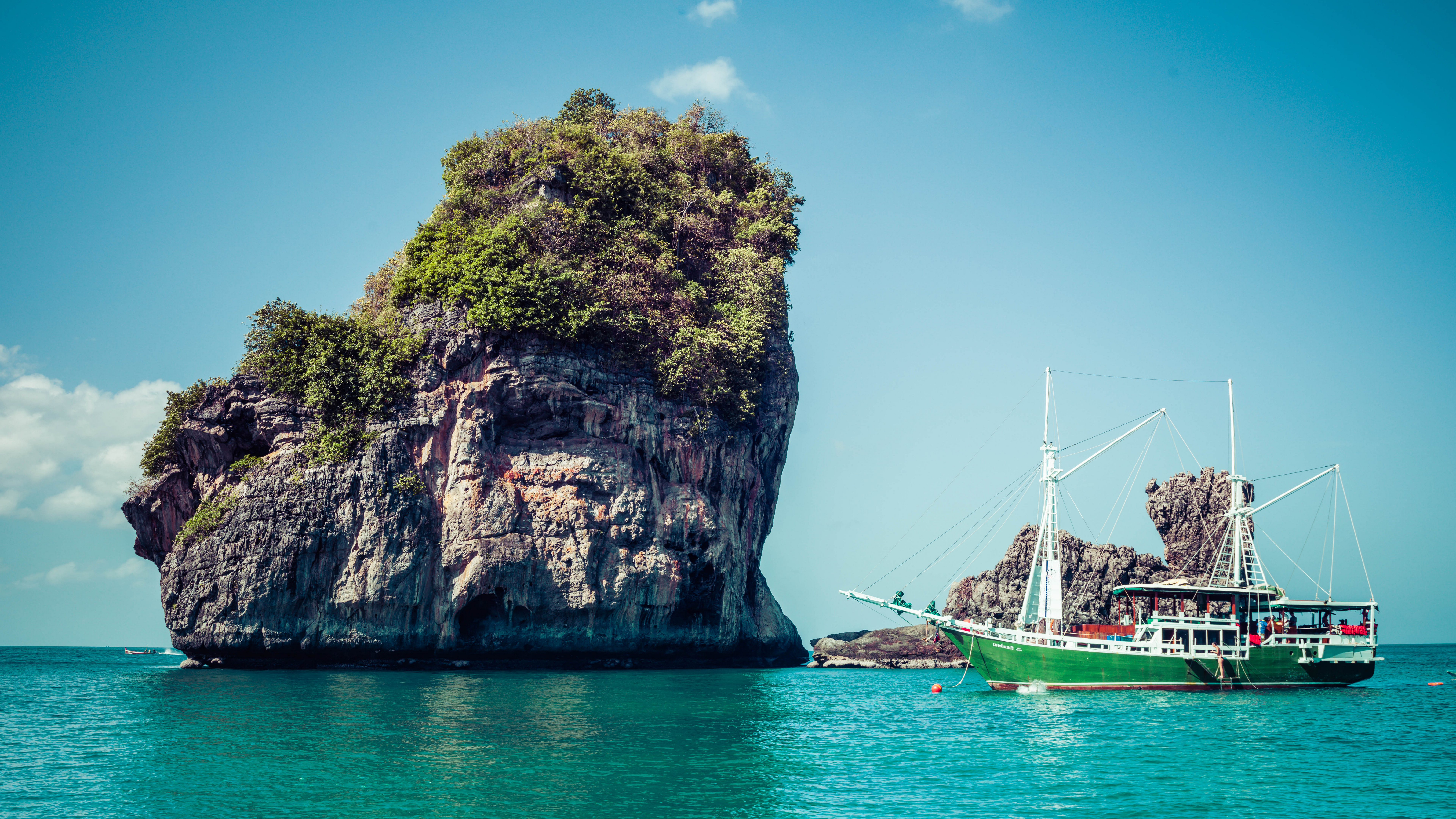 Trey Ratcliff Photography Thailand Rocks Water Boat 7680x4320