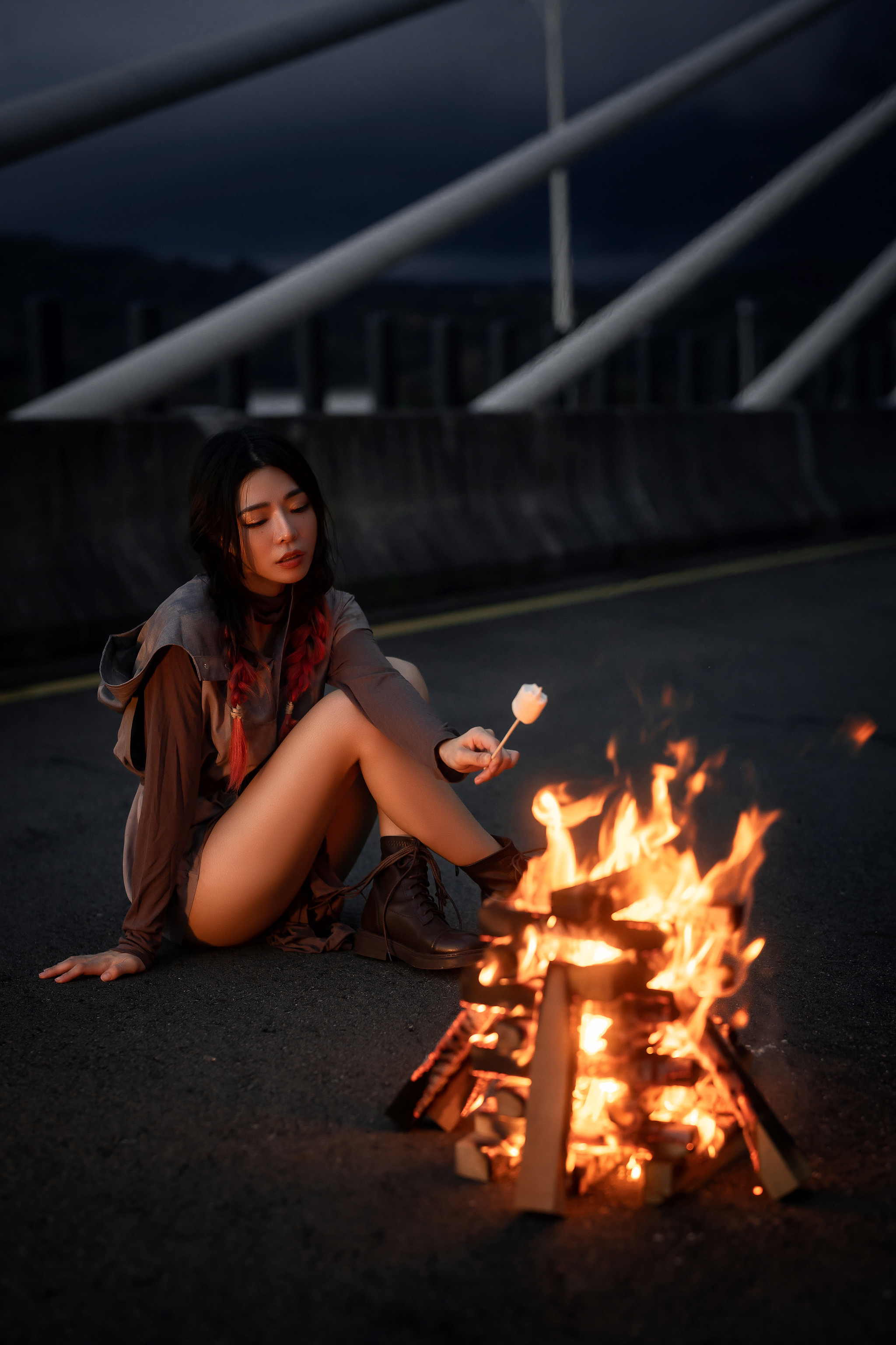 Sexy Funk Pig Women Asian Dark Hair Legs Outdoors Campfire 2048x3072