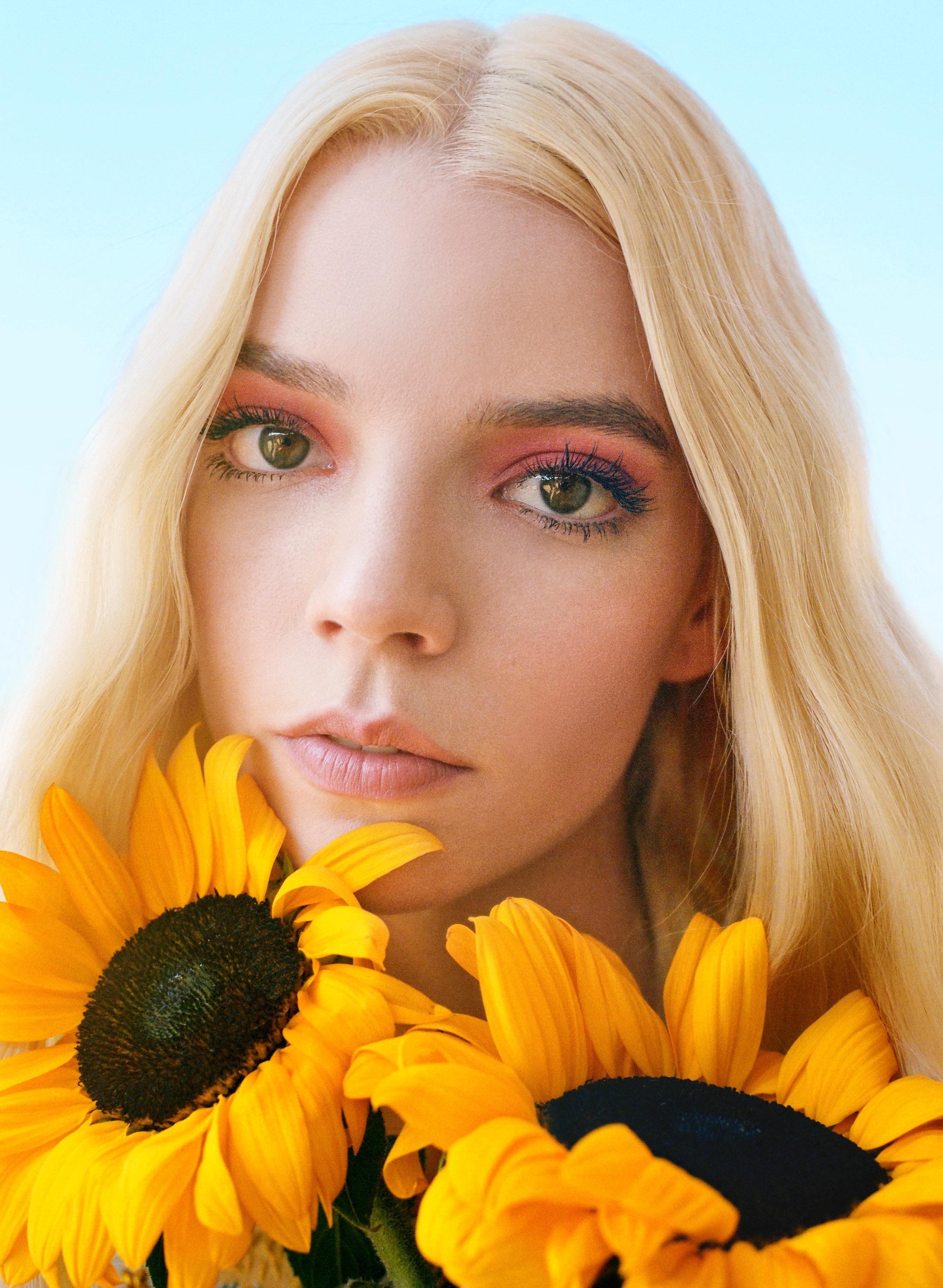 Anya Taylor Joy Actress Women Looking At Viewer Sunflowers Blonde Simple Background Face 2197x3000