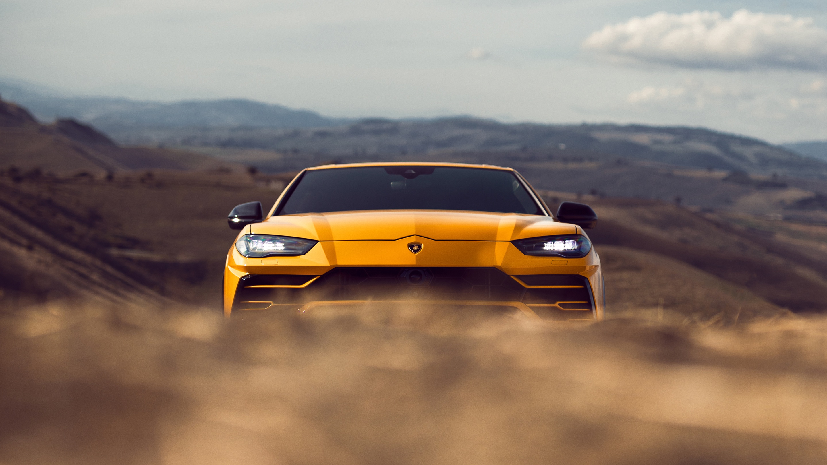 Lamborghini Yellow Car 2880x1620