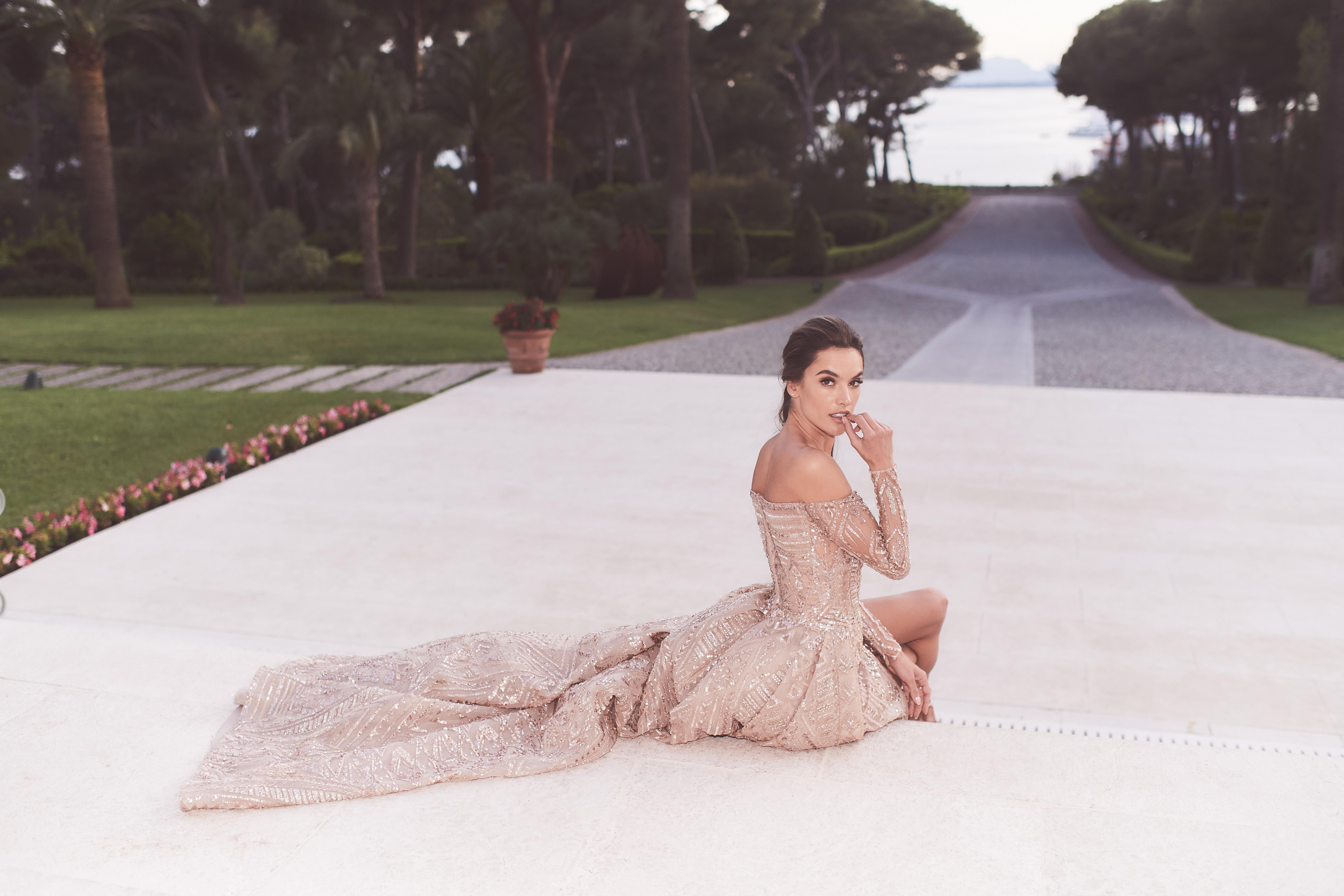 Celebrity Model Alessandra Ambrosio Bare Shoulders Dress Finger On Lips Looking Over Shoulder Road W 5568x3712