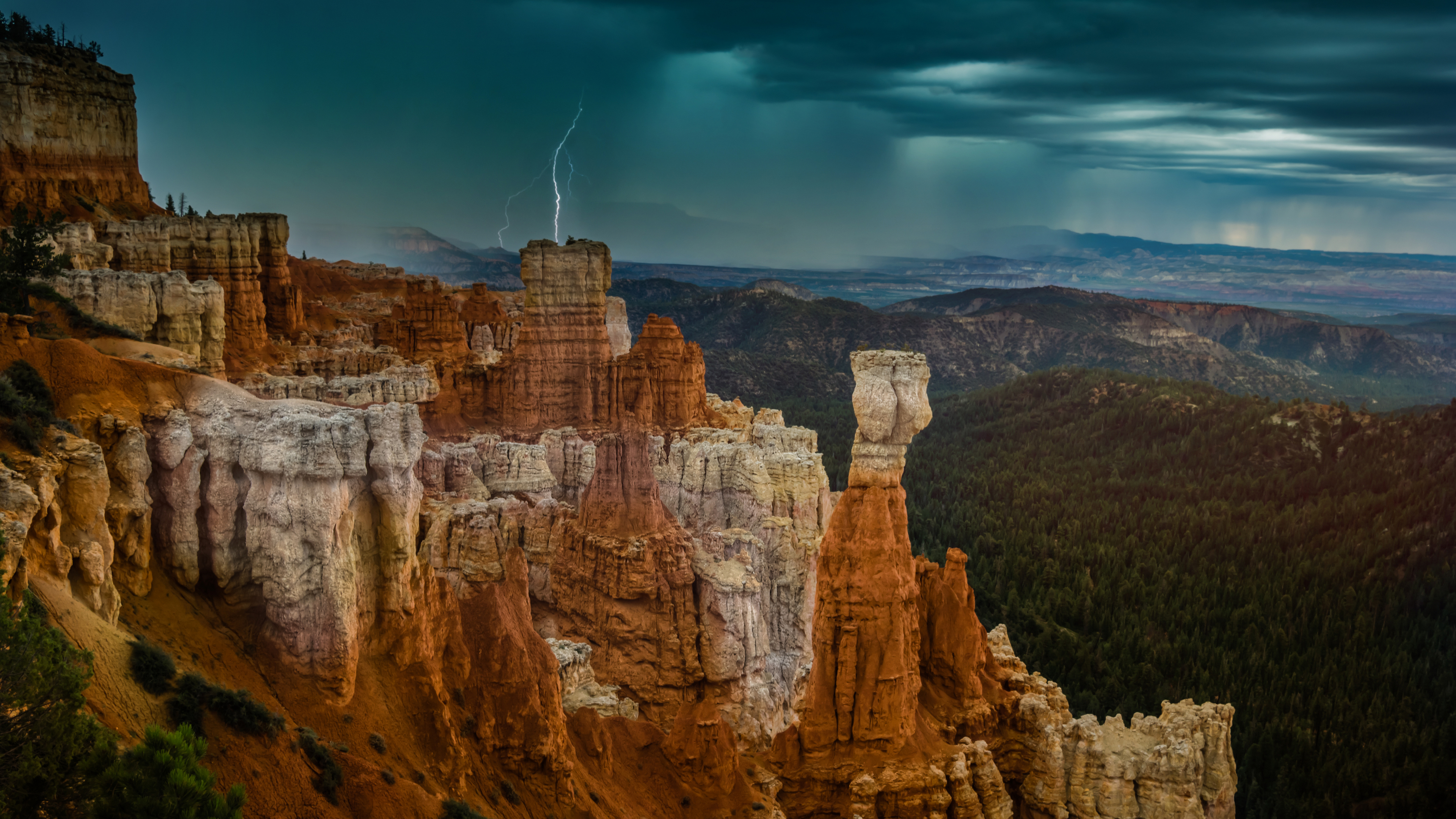 Trey Ratcliff Photography Landscape Rocks Mountains Sky Clouds Lightning Storm Utah USA Nature 3840x2160