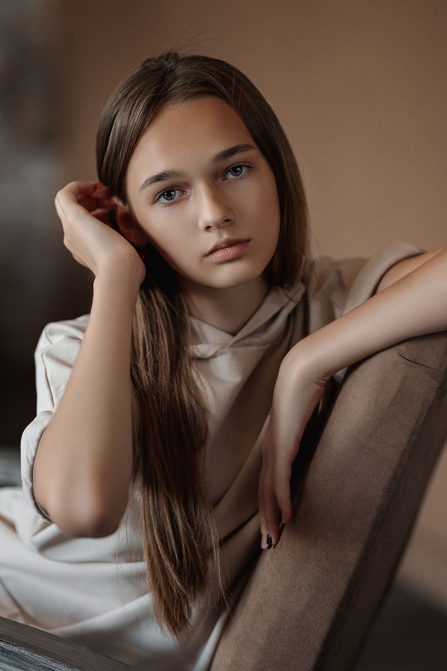 Vladimir Vasilev Women Brunette Brown Clothing Brown Blue Eyes Portrait Sofia Sadkova 1440x2160