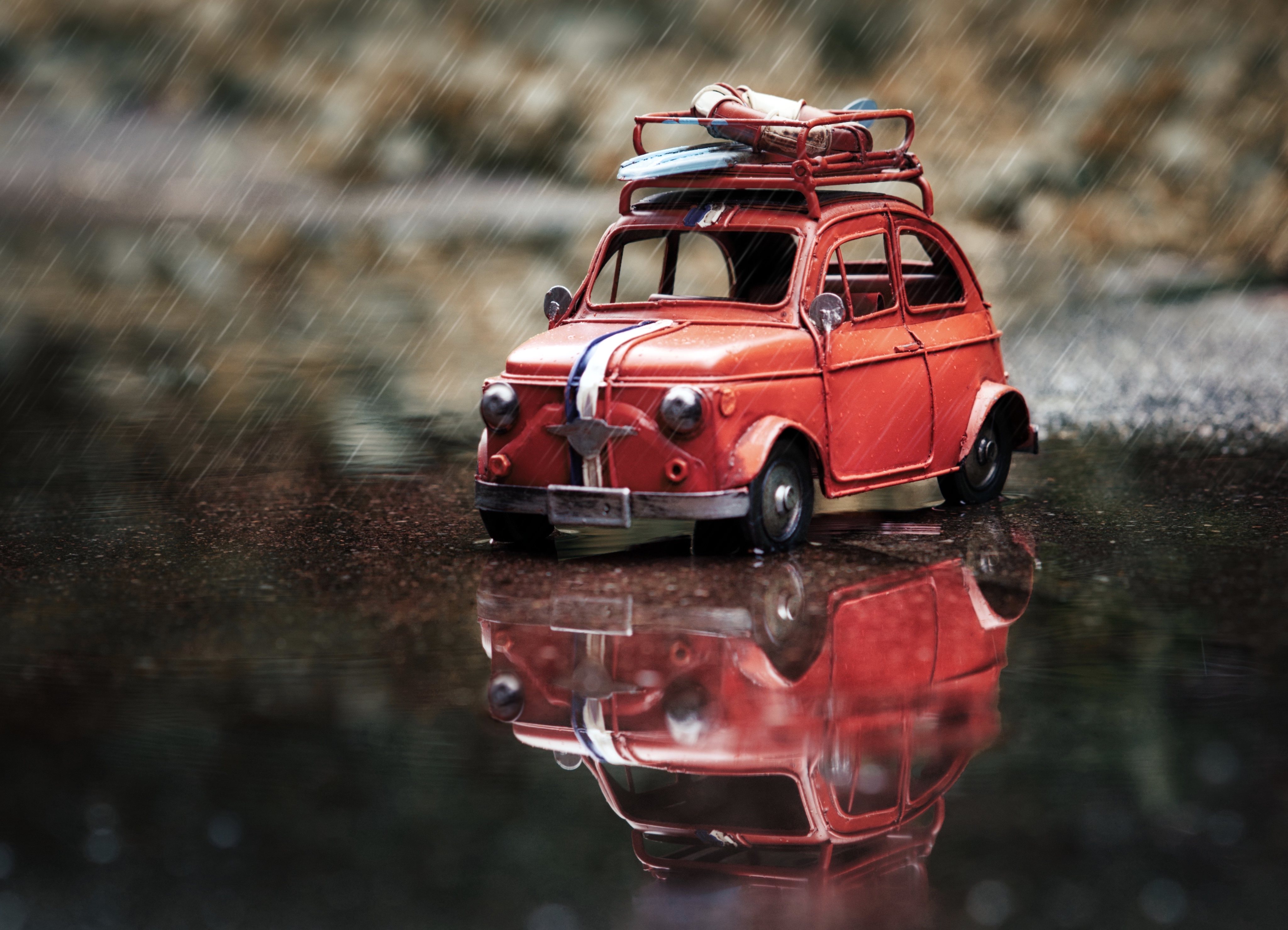 Toys Water Rain Car Reflection 4096x2959