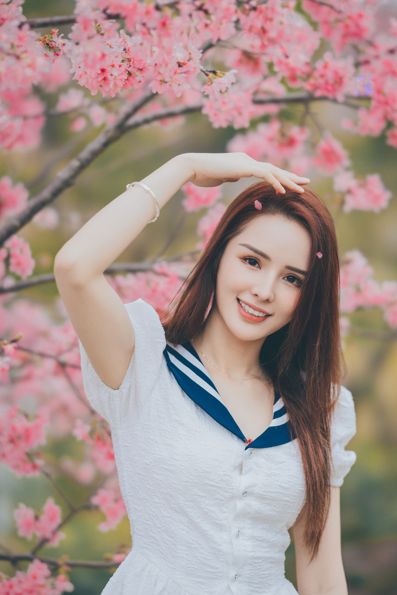 Qin Xiaoqiang Women Asian Brunette Smiling White Clothing Flowers Pink 1366x2048