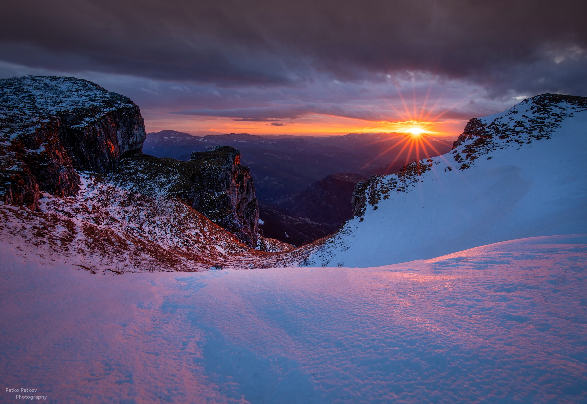 Nature Landscape Winter Snow Petko Petkov Sunset Clouds Valley Rocks Mountains Mountain Top 2050x1412