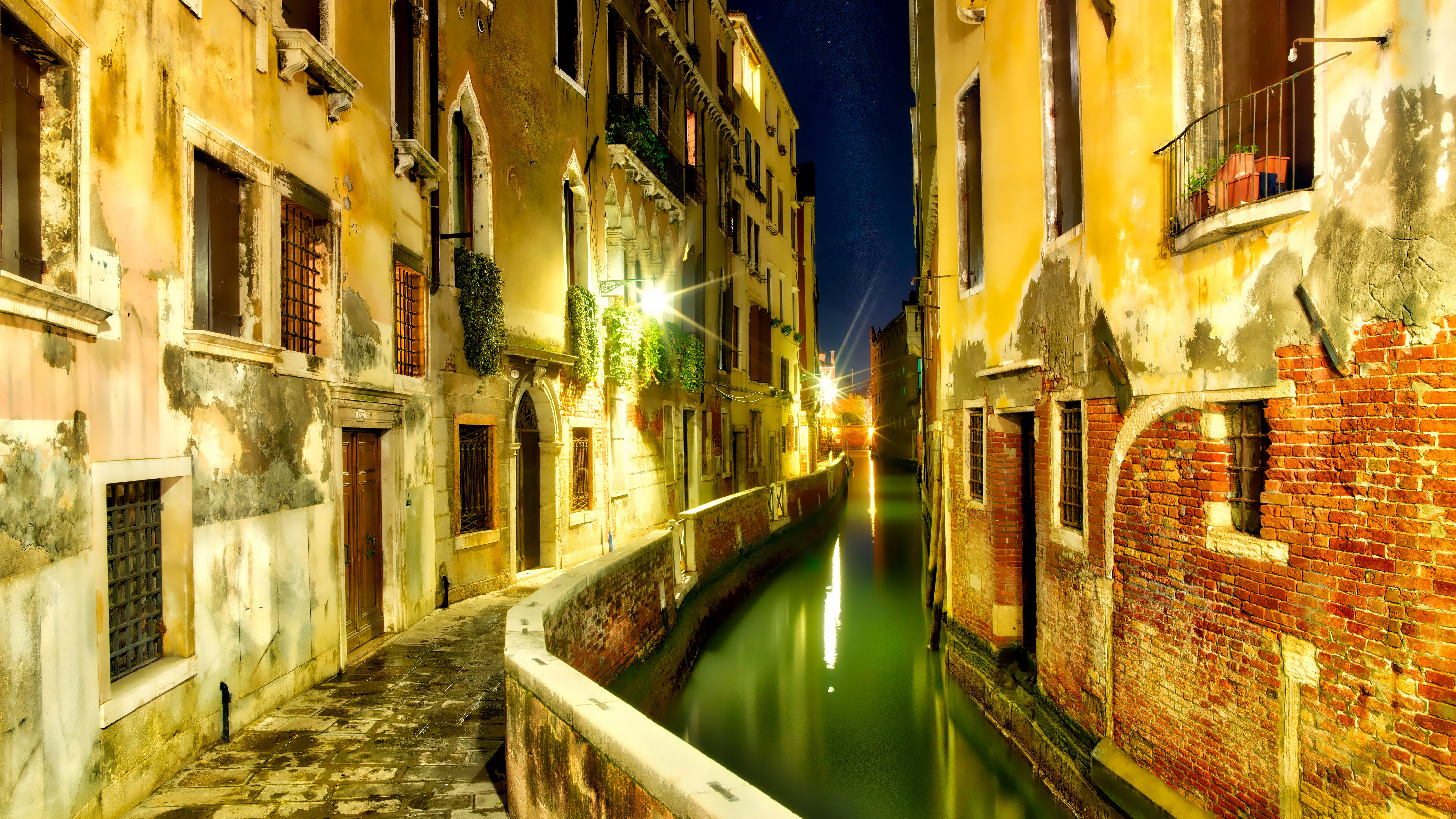 Venice Italy Water Building Street Light Night 7680x4320